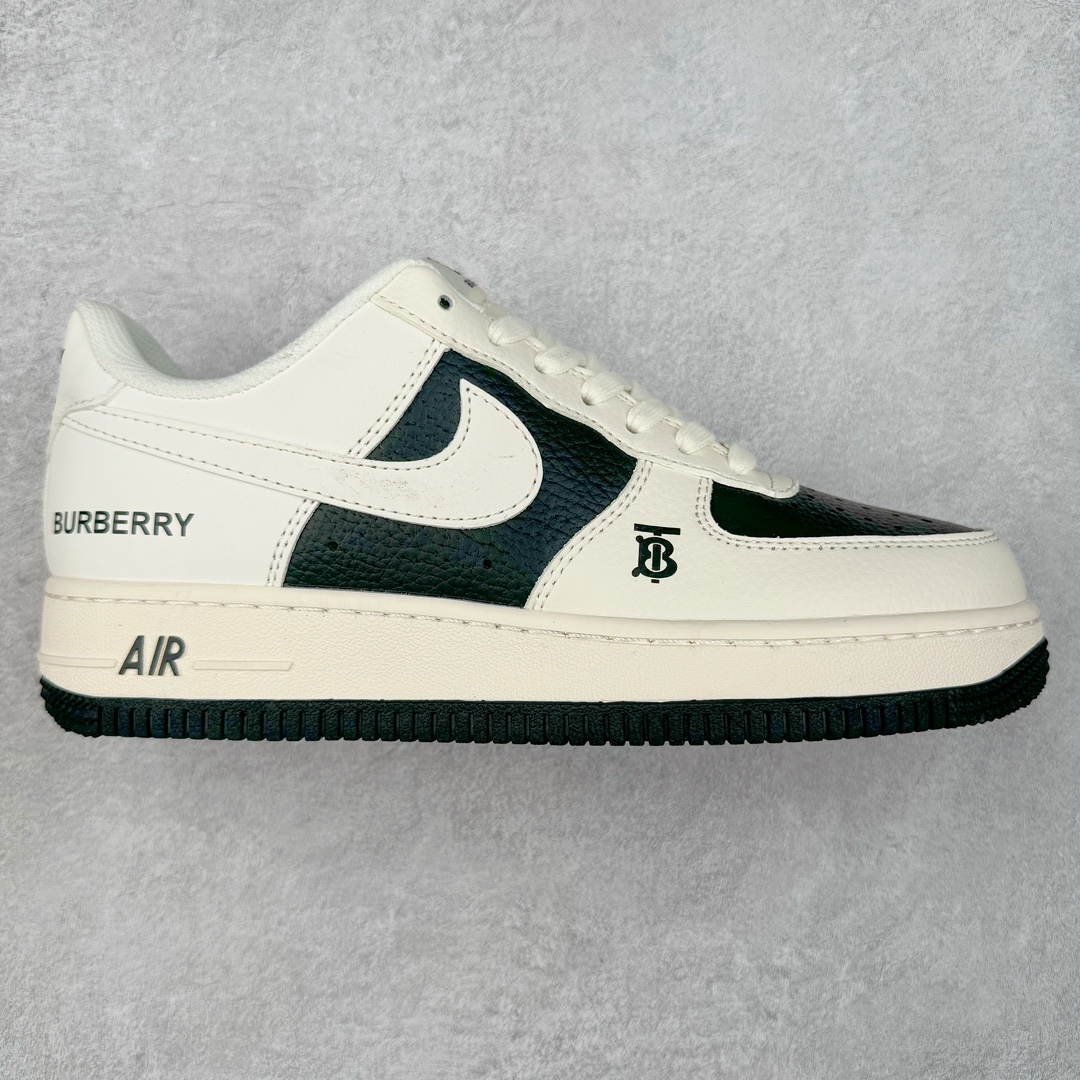 NK Air Force 1´07 Low 空军一号低帮百搭休闲运动板鞋 BB8588-227 柔软、弹性十足的缓震性能和出色的中底设计 横跨复古与现代的外型结合 造就出风靡全球 三十多年的Force 1 直到今天还深受青睐 尺码：36 36.5 37.5 38 38.5 39 40 40.5 41 42 42.5 43 44 44.5 45-选品中心