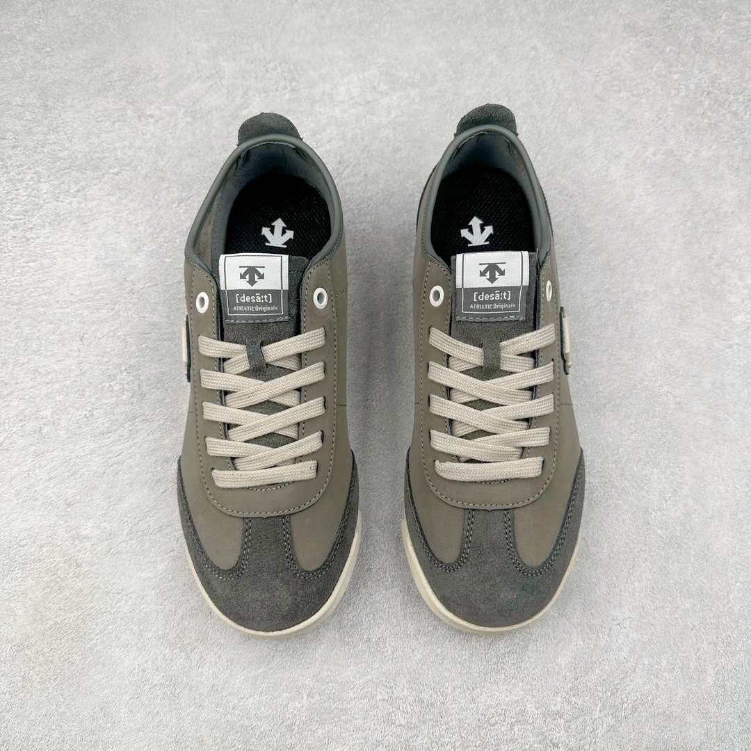 图片[2]-DESCENTE CHRON LTR 迪桑特皮面系带舒适百搭防滑耐磨低帮生活休闲鞋 原楦原纸版开发版型 鞋底设计有特殊的纹理或材料 以增加摩擦力 减少滑倒的风险 使用耐用的材料制成 能够承受长时间的使用和摩擦 减少磨损 尺码：36 36.5 37 38 38.5 39 40 40.5 41 42 42.5 43 44 44.5 45-选品中心