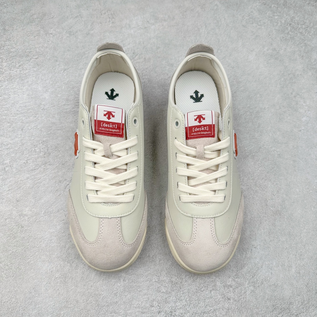 图片[2]-DESCENTE CHRON LTR 迪桑特皮面系带舒适百搭防滑耐磨低帮生活休闲鞋 原楦原纸版开发版型 鞋底设计有特殊的纹理或材料 以增加摩擦力 减少滑倒的风险 使用耐用的材料制成 能够承受长时间的使用和摩擦 减少磨损 尺码：36 36.5 37 38 38.5 39 40 40.5 41 42 42.5 43 44 44.5 45-选品中心