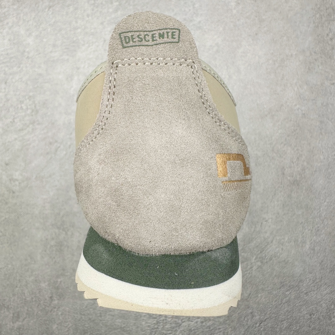 图片[8]-DESCENTE CHRON LTR 迪桑特皮面系带舒适百搭防滑耐磨低帮生活休闲鞋 原楦原纸版开发版型 鞋底设计有特殊的纹理或材料 以增加摩擦力 减少滑倒的风险 使用耐用的材料制成 能够承受长时间的使用和摩擦 减少磨损 尺码：36 36.5 37 38 38.5 39 40 40.5 41 42 42.5 43 44 44.5 45-选品中心