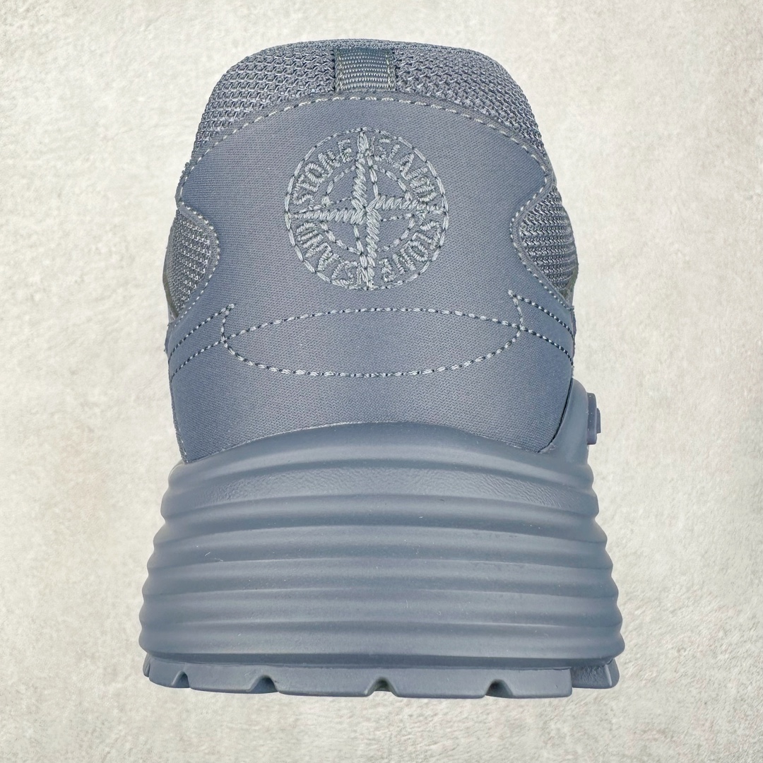 图片[8]-纯原 Dior x Stone Island 迪奥石头岛联名款B30系列休闲运动鞋老爹鞋 原版购入开发 做货 这次精彩的合作堪称一场别开生面的对话，展现了非凡的创意。金•琼斯 （KIM JONES）倾情呈献 DIOR AND STONEISLAND 限定系列，经典罗盘玫瑰与 DIOR 徽标相互融合外贸热销款 原版开模 海淘专供品质同渠道货源 该款系列采用黑网色眼织物白和色科技料面精心制作，作饰以反光“CD30”图形标志，外格轻盈的刻雕效果橡胶鞋搭底配标志性点的缀提升格调，内弹部力细节塑造想理的舒适穿着体验可与各休式闲造型配搭，彰显尚时现代的运风动范 尺码：38 39 40 41 42 43 44 45 46 47-选品中心