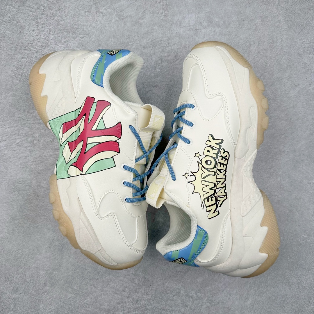 图片[3]-＃特价福利 MLB BigBall Chunky纽约洋基队增高复古风印花老爹鞋 MLB是韩国F&F旗下潮流服装品牌 拥有150年历史的经典传统 是街头文化和国际生活方式的领导者 MLB拥有包括男装、女装、童装、配饰在内的全品类服饰 提供覆盖各性别、各年龄层、From Head to Toe的穿搭装备 其产品结合了韩国的时尚造型与质感 展现了运动服饰也可以兼具时尚潮流的风格 在产品设计上 MLB不仅融合了美国职业棒球大联盟的各当家球队 更结合了棒球运动中的各个元素 复古风范自信控场 复古鞋型率先勾描独特的自我态度 在经典线条与时尚元素的精彩交织下刷新街头复古运动风潮 质感十足兼备卓越的舒适透气性能迎合夏日追求的自在脚感。尺码：36 36.5 37.5 38 38.5 39 40 40.5 41 42 42.5 43 44 44.5 45-选品中心