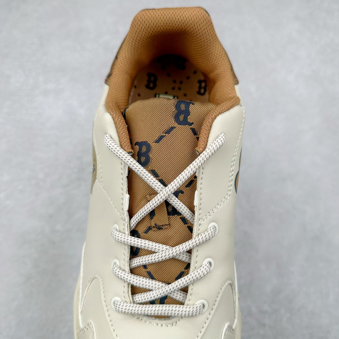 图片[5]-＃特价福利 MLB BigBall Chunky纽约洋基队增高复古风印花老爹鞋 MLB是韩国F&F旗下潮流服装品牌 拥有150年历史的经典传统 是街头文化和国际生活方式的领导者 MLB拥有包括男装、女装、童装、配饰在内的全品类服饰 提供覆盖各性别、各年龄层、From Head to Toe的穿搭装备 其产品结合了韩国的时尚造型与质感 展现了运动服饰也可以兼具时尚潮流的风格 在产品设计上 MLB不仅融合了美国职业棒球大联盟的各当家球队 更结合了棒球运动中的各个元素 复古风范自信控场 复古鞋型率先勾描独特的自我态度 在经典线条与时尚元素的精彩交织下刷新街头复古运动风潮 质感十足兼备卓越的舒适透气性能迎合夏日追求的自在脚感。尺码：36 36.5 37.5 38 38.5 39 40 40.5 41 42 42.5 43 44 44.5 45-选品中心