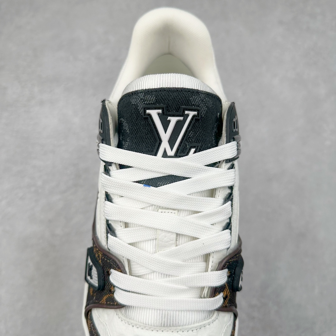 图片[5]-Louis Vuitton Trainer lv时装走秀运动鞋 高尔夫系列 全网最全配色更新最快 最成熟的做工稳定的品控 完美鞋型超高的清洁度 零毛边线头瑕疵 全套原楦原纸版原鞋开模 全网最具灵魂的版型 正确原装黄色鞋盒 正确中底印花 鞋面印花3D高频深度立体 全鞋电脑针车 紧密相连 针距密度一致 环保乳胶注塑鞋垫 厚度脚感还原原版 皮面裁剪部位 统一油边封口工艺 原装橡胶大底含胶量大底组合零偏差 专柜全套包装 防尘袋 说明书 质保卡 男女鞋 尺码：35 36 37 38 39 40 41 42 43 44 45-选品中心