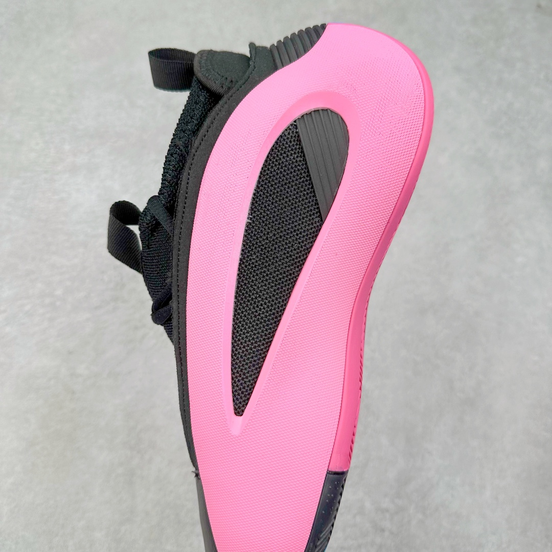 图片[7]-AD Harden Vol. 8 哈登八代签名篮球鞋 采用了“袜套式”设计，在十多年前这一设计极为风靡，将帅气和简洁融为一体。现在Harden Vol. 8将袜套鞋领重新拾起，并配合内靴，易穿脱且包裹佳。泪滴形EVA结构骨架提供横向支持和快速移动时的稳定性。全掌JET BOOST科技提供缓震和能量反馈，助你整场保持活力。多向“JH”抓地纹路设计提供优秀抓地力，使球员能够在场上迅速变向、急停或启动，更好地掌控比赛。尺码：40 40.5 41 42 42.5 43 44 44.5 45 46-选品中心