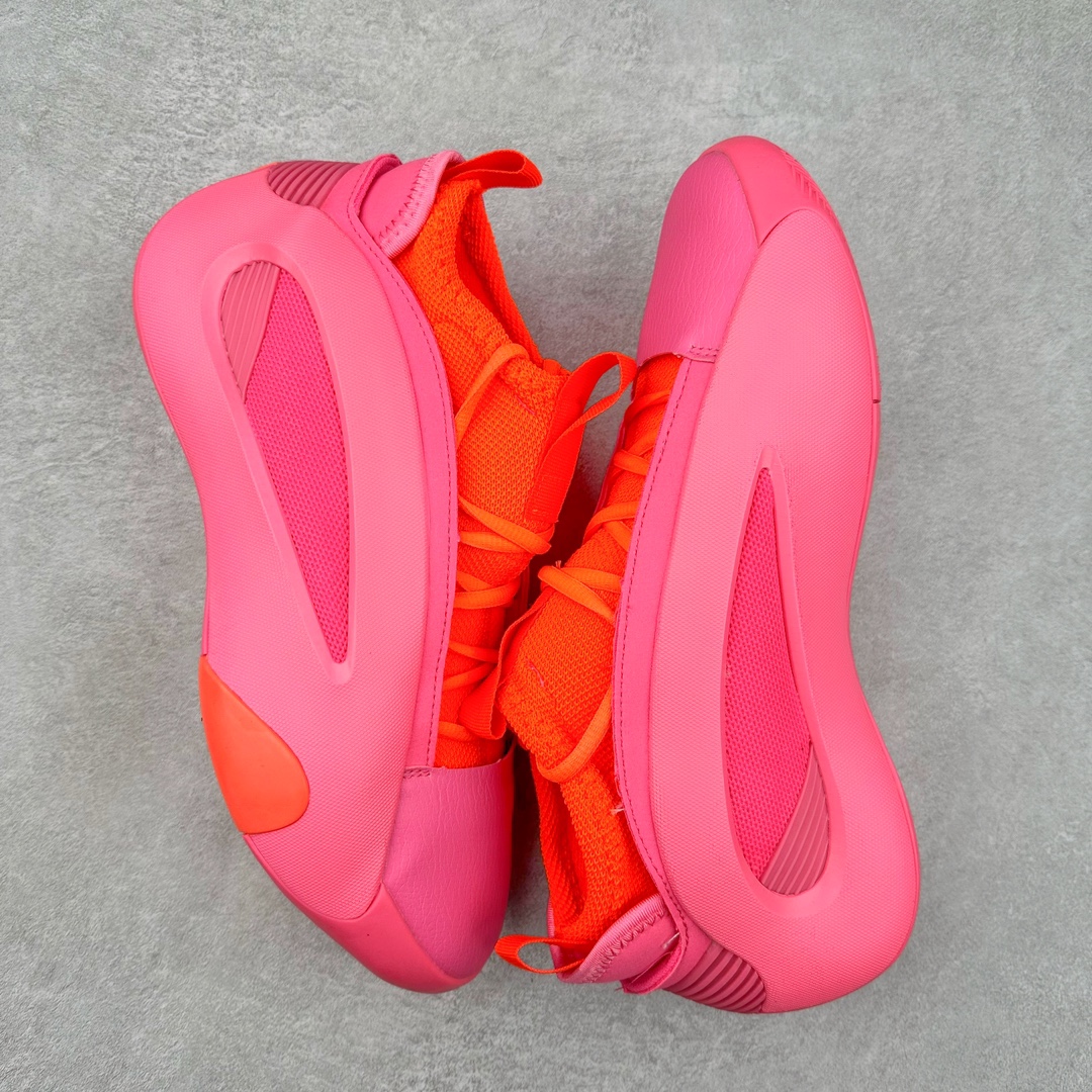 图片[3]-AD Harden Vol. 8 哈登八代签名篮球鞋 采用了“袜套式”设计，在十多年前这一设计极为风靡，将帅气和简洁融为一体。现在Harden Vol. 8将袜套鞋领重新拾起，并配合内靴，易穿脱且包裹佳。泪滴形EVA结构骨架提供横向支持和快速移动时的稳定性。全掌JET BOOST科技提供缓震和能量反馈，助你整场保持活力。多向“JH”抓地纹路设计提供优秀抓地力，使球员能够在场上迅速变向、急停或启动，更好地掌控比赛。尺码：40 40.5 41 42 42.5 43 44 44.5 45 46-选品中心