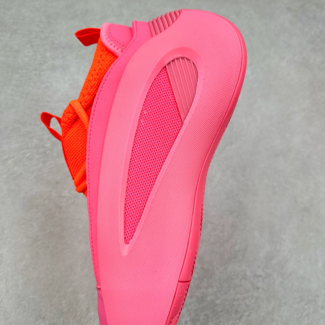 图片[7]-AD Harden Vol. 8 哈登八代签名篮球鞋 采用了“袜套式”设计，在十多年前这一设计极为风靡，将帅气和简洁融为一体。现在Harden Vol. 8将袜套鞋领重新拾起，并配合内靴，易穿脱且包裹佳。泪滴形EVA结构骨架提供横向支持和快速移动时的稳定性。全掌JET BOOST科技提供缓震和能量反馈，助你整场保持活力。多向“JH”抓地纹路设计提供优秀抓地力，使球员能够在场上迅速变向、急停或启动，更好地掌控比赛。尺码：40 40.5 41 42 42.5 43 44 44.5 45 46-选品中心