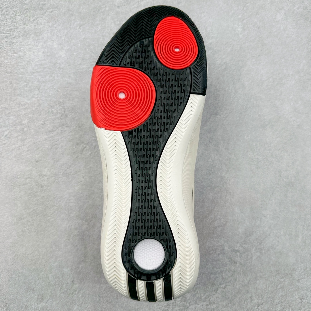 图片[9]-AD Harden Vol. 8 哈登八代签名篮球鞋 采用了“袜套式”设计，在十多年前这一设计极为风靡，将帅气和简洁融为一体。现在Harden Vol. 8将袜套鞋领重新拾起，并配合内靴，易穿脱且包裹佳。泪滴形EVA结构骨架提供横向支持和快速移动时的稳定性。全掌JET BOOST科技提供缓震和能量反馈，助你整场保持活力。多向“JH”抓地纹路设计提供优秀抓地力，使球员能够在场上迅速变向、急停或启动，更好地掌控比赛。尺码：40 40.5 41 42 42.5 43 44 44.5 45 46-选品中心