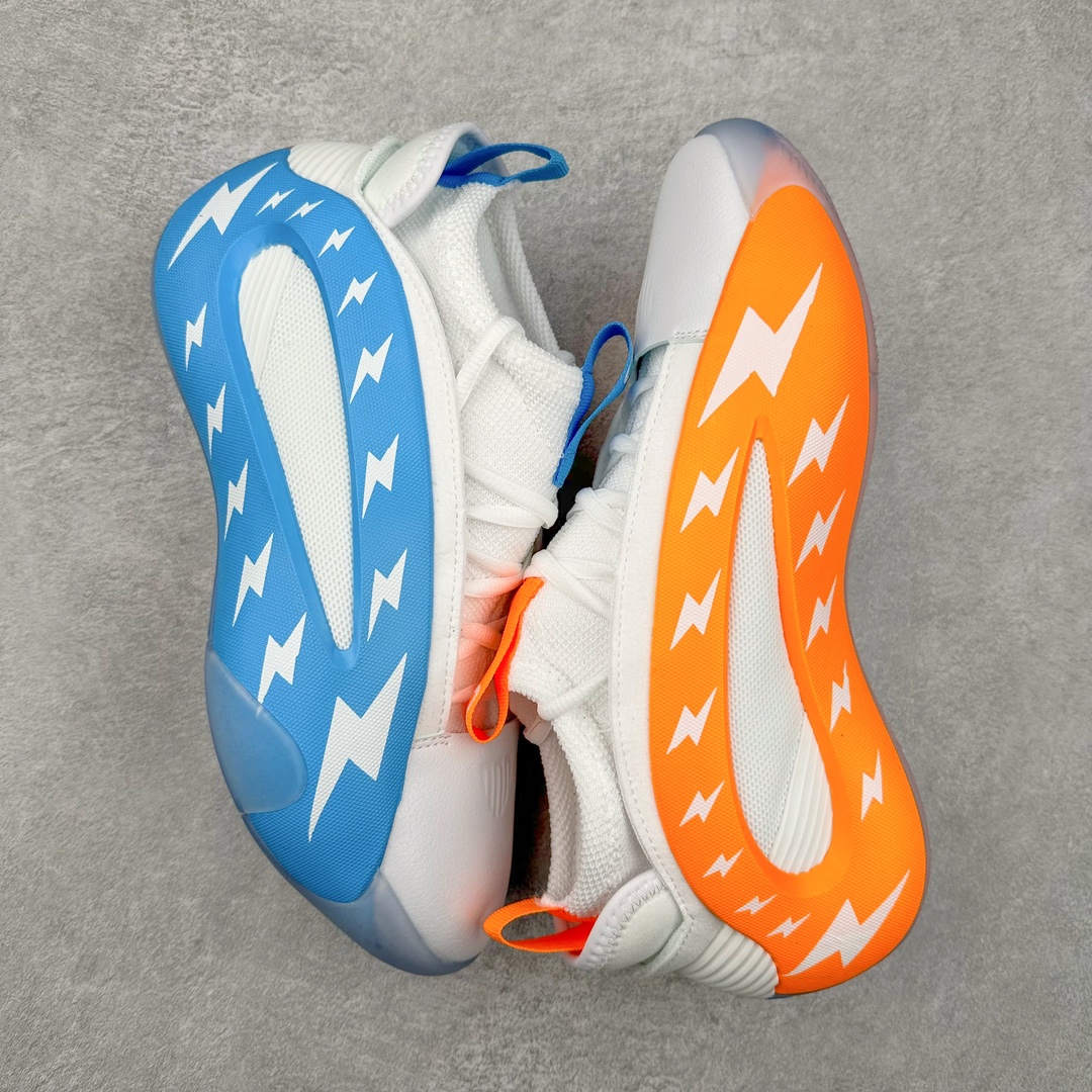 图片[3]-AD Harden Vol. 8 哈登八代签名篮球鞋 采用了“袜套式”设计，在十多年前这一设计极为风靡，将帅气和简洁融为一体。现在Harden Vol. 8将袜套鞋领重新拾起，并配合内靴，易穿脱且包裹佳。泪滴形EVA结构骨架提供横向支持和快速移动时的稳定性。全掌JET BOOST科技提供缓震和能量反馈，助你整场保持活力。多向“JH”抓地纹路设计提供优秀抓地力，使球员能够在场上迅速变向、急停或启动，更好地掌控比赛。尺码：40 40.5 41 42 42.5 43 44 44.5 45 46-选品中心