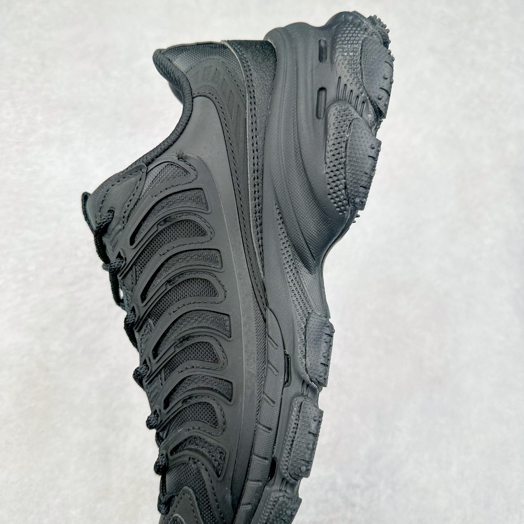 图片[7]-FILA FUSION BRACKET 斐乐时尚舒适网布织物防滑耐磨低帮训练跑步鞋 FUSION 系列传承了 FILA 的百年基因，融入年轻运动及潮流文化，成为引领变革、创新突破的一代。以“1+N” 的跨界合作模式重现经典的同时创造经典。带来最出其不意的跨界合作惊喜。同时，FILAFUSION把FILA 的 DNA 融入到定制体验里，你可以随心制造厲于你的产品。FILA FUSION 的鞋家族涵盖了老爹鞋、跑步鞋、网球鞋、季节款。风格复古新潮，满足了时尚人士出行及各类运动的搭配需求，成为当下年轻人筷拥的鞋类品牌之一。FILA FUSION 走进年轻人的世界，通过年轻人运动，街舞，滑板，篮球，展现 FILA FUSION 的潮流态度和年轻文化。FILA FUSION 认为末来属于引领变革、创新突破的年轻一代，让我们一起构成 FILA 未来的蓝图吧！尺码：35.5 36 36.5 37.5 38 38.5 39 40 40.5 41 42 42.5 43 44 44.5 45 45.5-选品中心