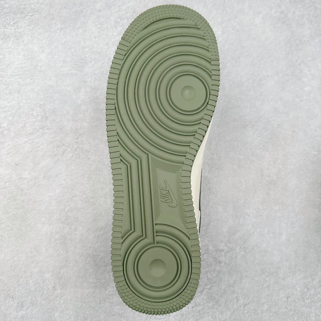 图片[9]-NK Air Force 1´07 Low 空军一号低帮百搭休闲运动板鞋 DF0180-007 柔软、弹性十足的缓震性能和出色的中底设计 横跨复古与现代的外型结合 造就出风靡全球 三十多年的Force 1 直到今天还深受青睐 尺码：36 36.5 37.5 38 38.5 39 40 40.5 41 42 42.5 43 44 44.5 45-选品中心