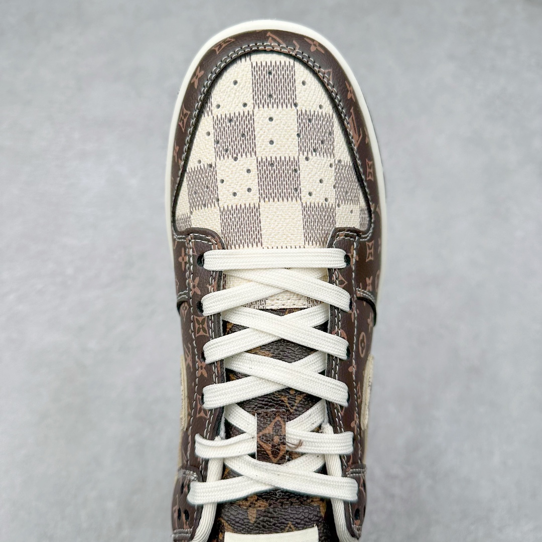 图片[4]-NK Dunk Low 定制配色 SJ2068-255 大厂出品 极力推荐 原装头层材料 独家版型蒸餾加工帶來的是更好的视觉和脚感体验大厂纯原品质出货 清洁度 电绣工艺 皮料切割干净无任何毛边 细节完美 尺码：36 36.5 37.5 38 38.5 39 40 40.5 41 42 42.5 43 44 44.5 45 46 47.5-选品中心