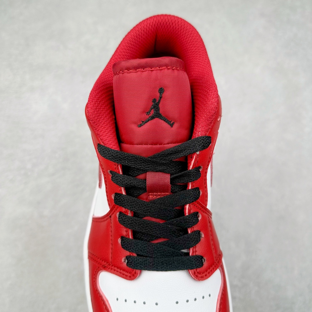 图片[5]-＃特价福利 Air Jordan AJ1 Low 低帮系列 原装楦头纸板开发 完美鞋型 超高清洁度 鞋型不臃肿别扭 原厂内置全掌气垫 A模大底 鞋舌AJ原厂专用牛津布 AJ专用反口珍珠布 原厂无杂质高弹内里海棉 特殊封边弹力鞋带 原鞋开模 拒绝公底 购置公司同步原材料 都有细节原汁原味 忠于原版 尺码：36 36.5 37.5 38 38.5 39 40 40.5 41 42 42.5 43 44 44.5 45 46-选品中心