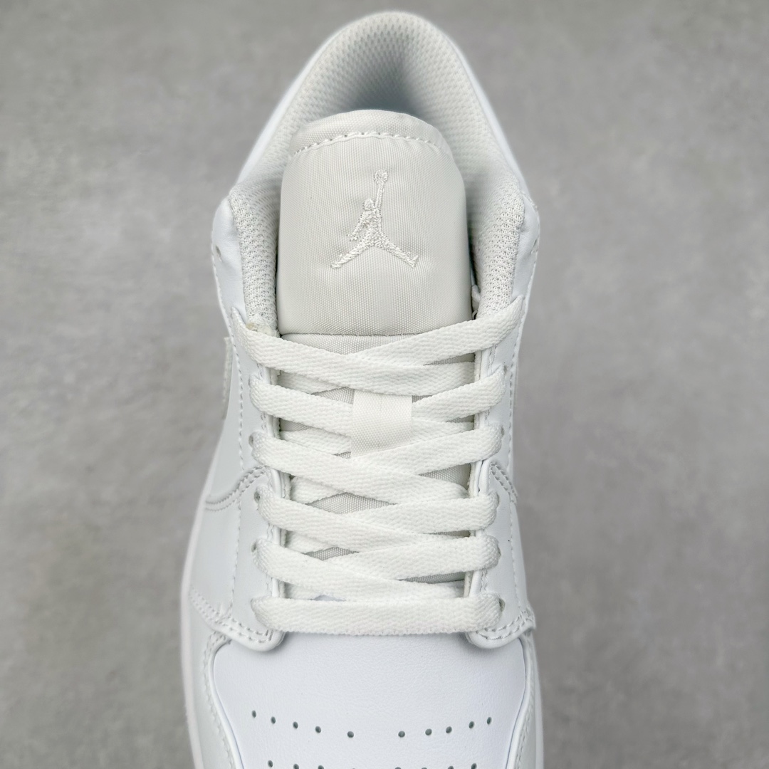 图片[5]-＃特价福利 Air Jordan AJ1 Low 低帮系列 原装楦头纸板开发 完美鞋型 超高清洁度 鞋型不臃肿别扭 原厂内置全掌气垫 A模大底 鞋舌AJ原厂专用牛津布 AJ专用反口珍珠布 原厂无杂质高弹内里海棉 特殊封边弹力鞋带 原鞋开模 拒绝公底 购置公司同步原材料 都有细节原汁原味 忠于原版 尺码：36 36.5 37.5 38 38.5 39 40 40.5 41 42 42.5 43 44 44.5 45 46-选品中心