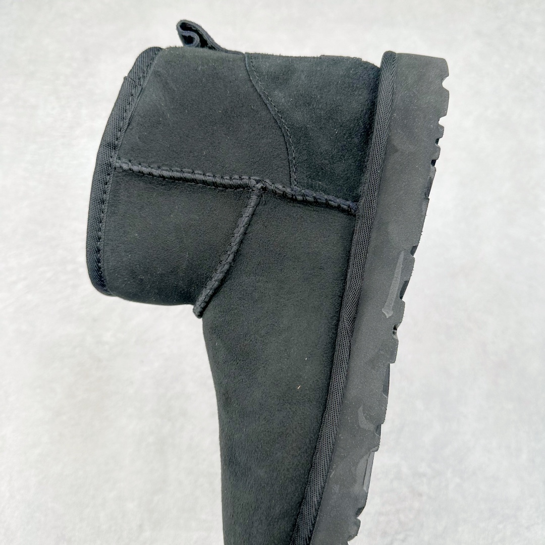 图片[7]-＃平台特供纯原福利 UGG 经典秋冬羊皮毛一体雪地靴 私人订单价格匠心定位 桑坡大厂直供 拒绝高利润 区别杀猪版本 隆丰A级澳洲进口羊皮毛一体 完全遵循ZP工艺流程 代工厂原厂版师 秉承无原鞋不开发选择 注重每一处细节 市面最正版型 TREADLITE\\\”轻翼\\\”科技外底 轻便/耐用/柔韧/桩型【售后郑重承诺】一个月内若出现重大脱胶/断底等质量问题 直接为您换新 翻毛皮鞋面 细腻亲肤再生聚酯纤维滚边 舒适易打理 保暖性佳 UGG plush™ 里衬和内底 茸软亲肤 舒适暖足 经典鞋型搭配轻盈厚底 稳稳拿捏秋冬出街时髦造型 Treadlite by UGG 轻翼大底 轻盈缓震 为双足减负 舒适轻便 助你轻松畅玩整天 尺码：35 36 37 38 39 40-选品中心