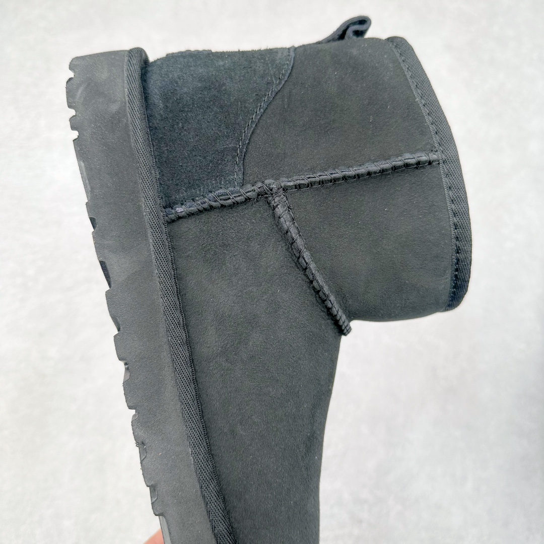 图片[6]-＃平台特供纯原福利 UGG 经典秋冬羊皮毛一体雪地靴 私人订单价格匠心定位 桑坡大厂直供 拒绝高利润 区别杀猪版本 隆丰A级澳洲进口羊皮毛一体 完全遵循ZP工艺流程 代工厂原厂版师 秉承无原鞋不开发选择 注重每一处细节 市面最正版型 TREADLITE\\\”轻翼\\\”科技外底 轻便/耐用/柔韧/桩型【售后郑重承诺】一个月内若出现重大脱胶/断底等质量问题 直接为您换新 翻毛皮鞋面 细腻亲肤再生聚酯纤维滚边 舒适易打理 保暖性佳 UGG plush™ 里衬和内底 茸软亲肤 舒适暖足 经典鞋型搭配轻盈厚底 稳稳拿捏秋冬出街时髦造型 Treadlite by UGG 轻翼大底 轻盈缓震 为双足减负 舒适轻便 助你轻松畅玩整天 尺码：35 36 37 38 39 40-选品中心