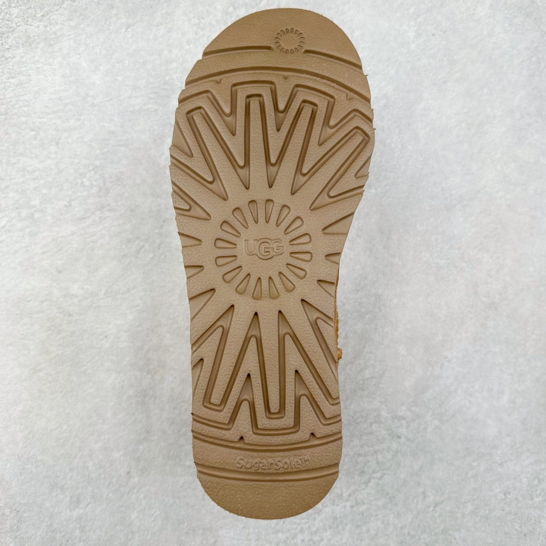 图片[8]-＃平台特供纯原福利 UGG 经典秋冬羊皮毛一体雪地靴 私人订单价格匠心定位 桑坡大厂直供 拒绝高利润 区别杀猪版本 隆丰A级澳洲进口羊皮毛一体 完全遵循ZP工艺流程 代工厂原厂版师 秉承无原鞋不开发选择 注重每一处细节 市面最正版型 TREADLITE\\\”轻翼\\\”科技外底 轻便/耐用/柔韧/桩型【售后郑重承诺】一个月内若出现重大脱胶/断底等质量问题 直接为您换新 翻毛皮鞋面 细腻亲肤再生聚酯纤维滚边 舒适易打理 保暖性佳 UGG plush™ 里衬和内底 茸软亲肤 舒适暖足 经典鞋型搭配轻盈厚底 稳稳拿捏秋冬出街时髦造型 Treadlite by UGG 轻翼大底 轻盈缓震 为双足减负 舒适轻便 助你轻松畅玩整天 尺码：35 36 37 38 39 40-选品中心