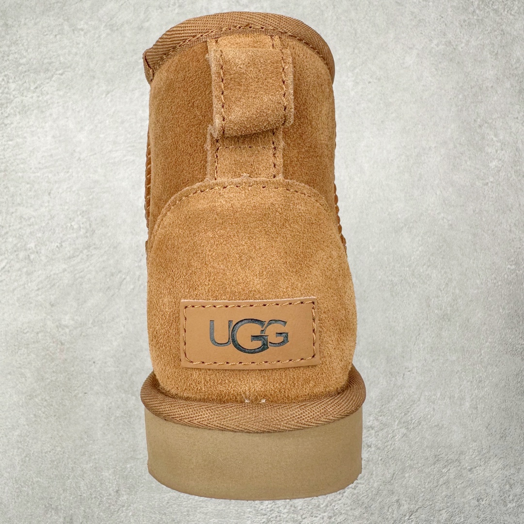 图片[9]-＃平台特供纯原福利 UGG 经典秋冬羊皮毛一体雪地靴 私人订单价格匠心定位 桑坡大厂直供 拒绝高利润 区别杀猪版本 隆丰A级澳洲进口羊皮毛一体 完全遵循ZP工艺流程 代工厂原厂版师 秉承无原鞋不开发选择 注重每一处细节 市面最正版型 TREADLITE\\\”轻翼\\\”科技外底 轻便/耐用/柔韧/桩型【售后郑重承诺】一个月内若出现重大脱胶/断底等质量问题 直接为您换新 翻毛皮鞋面 细腻亲肤再生聚酯纤维滚边 舒适易打理 保暖性佳 UGG plush™ 里衬和内底 茸软亲肤 舒适暖足 经典鞋型搭配轻盈厚底 稳稳拿捏秋冬出街时髦造型 Treadlite by UGG 轻翼大底 轻盈缓震 为双足减负 舒适轻便 助你轻松畅玩整天 尺码：35 36 37 38 39 40-选品中心