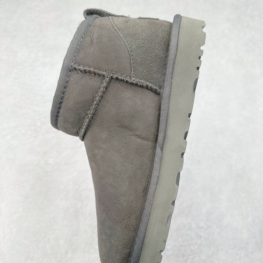 图片[7]-＃平台特供纯原福利 UGG 经典秋冬羊皮毛一体雪地靴 私人订单价格匠心定位 桑坡大厂直供 拒绝高利润 区别杀猪版本 隆丰A级澳洲进口羊皮毛一体 完全遵循ZP工艺流程 代工厂原厂版师 秉承无原鞋不开发选择 注重每一处细节 市面最正版型 TREADLITE\\\”轻翼\\\”科技外底 轻便/耐用/柔韧/桩型【售后郑重承诺】一个月内若出现重大脱胶/断底等质量问题 直接为您换新 翻毛皮鞋面 细腻亲肤再生聚酯纤维滚边 舒适易打理 保暖性佳 UGG plush™ 里衬和内底 茸软亲肤 舒适暖足 经典鞋型搭配轻盈厚底 稳稳拿捏秋冬出街时髦造型 Treadlite by UGG 轻翼大底 轻盈缓震 为双足减负 舒适轻便 助你轻松畅玩整天 尺码：35 36 37 38 39 40-选品中心