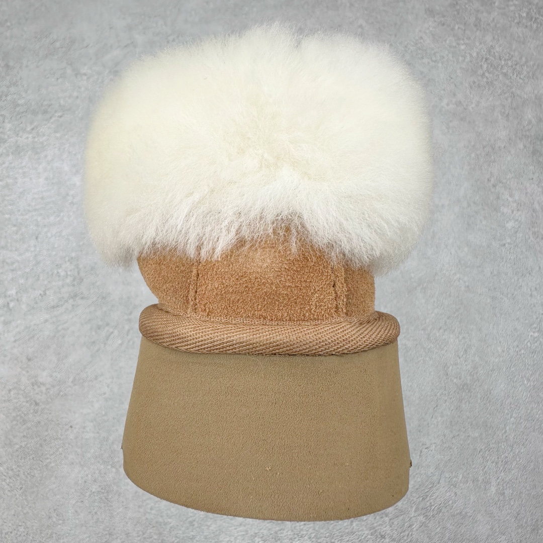 图片[8]-＃平台特供纯原福利 UGG 经典秋冬羊皮毛一体雪地靴 私人订单价格匠心定位 桑坡大厂直供 拒绝高利润 区别杀猪版本 隆丰A级澳洲进口羊皮毛一体 完全遵循ZP工艺流程 代工厂原厂版师 秉承无原鞋不开发选择 注重每一处细节 市面最正版型 TREADLITE\\\”轻翼\\\”科技外底 轻便/耐用/柔韧/桩型【售后郑重承诺】一个月内若出现重大脱胶/断底等质量问题 直接为您换新 翻毛皮鞋面 细腻亲肤再生聚酯纤维滚边 舒适易打理 保暖性佳 UGG plush™ 里衬和内底 茸软亲肤 舒适暖足 经典鞋型搭配轻盈厚底 稳稳拿捏秋冬出街时髦造型 Treadlite by UGG 轻翼大底 轻盈缓震 为双足减负 舒适轻便 助你轻松畅玩整天 尺码：35 36 37 38 39 40-选品中心