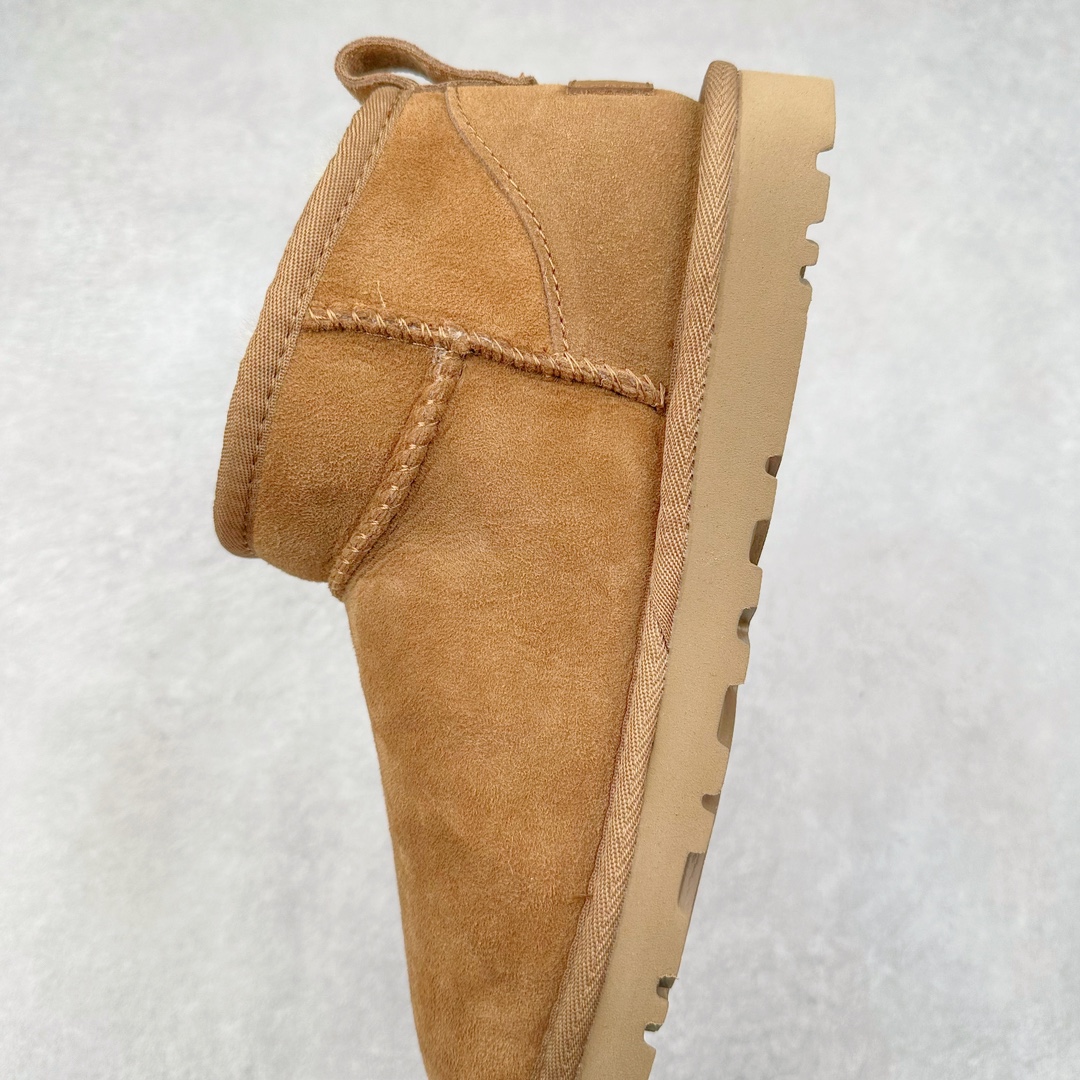 图片[7]-＃平台特供纯原福利 UGG 经典秋冬羊皮毛一体雪地靴 私人订单价格匠心定位 桑坡大厂直供 拒绝高利润 区别杀猪版本 隆丰A级澳洲进口羊皮毛一体 完全遵循ZP工艺流程 代工厂原厂版师 秉承无原鞋不开发选择 注重每一处细节 市面最正版型 TREADLITE\\\”轻翼\\\”科技外底 轻便/耐用/柔韧/桩型【售后郑重承诺】一个月内若出现重大脱胶/断底等质量问题 直接为您换新 翻毛皮鞋面 细腻亲肤再生聚酯纤维滚边 舒适易打理 保暖性佳 UGG plush™ 里衬和内底 茸软亲肤 舒适暖足 经典鞋型搭配轻盈厚底 稳稳拿捏秋冬出街时髦造型 Treadlite by UGG 轻翼大底 轻盈缓震 为双足减负 舒适轻便 助你轻松畅玩整天 尺码：35 36 37 38 39 40-选品中心