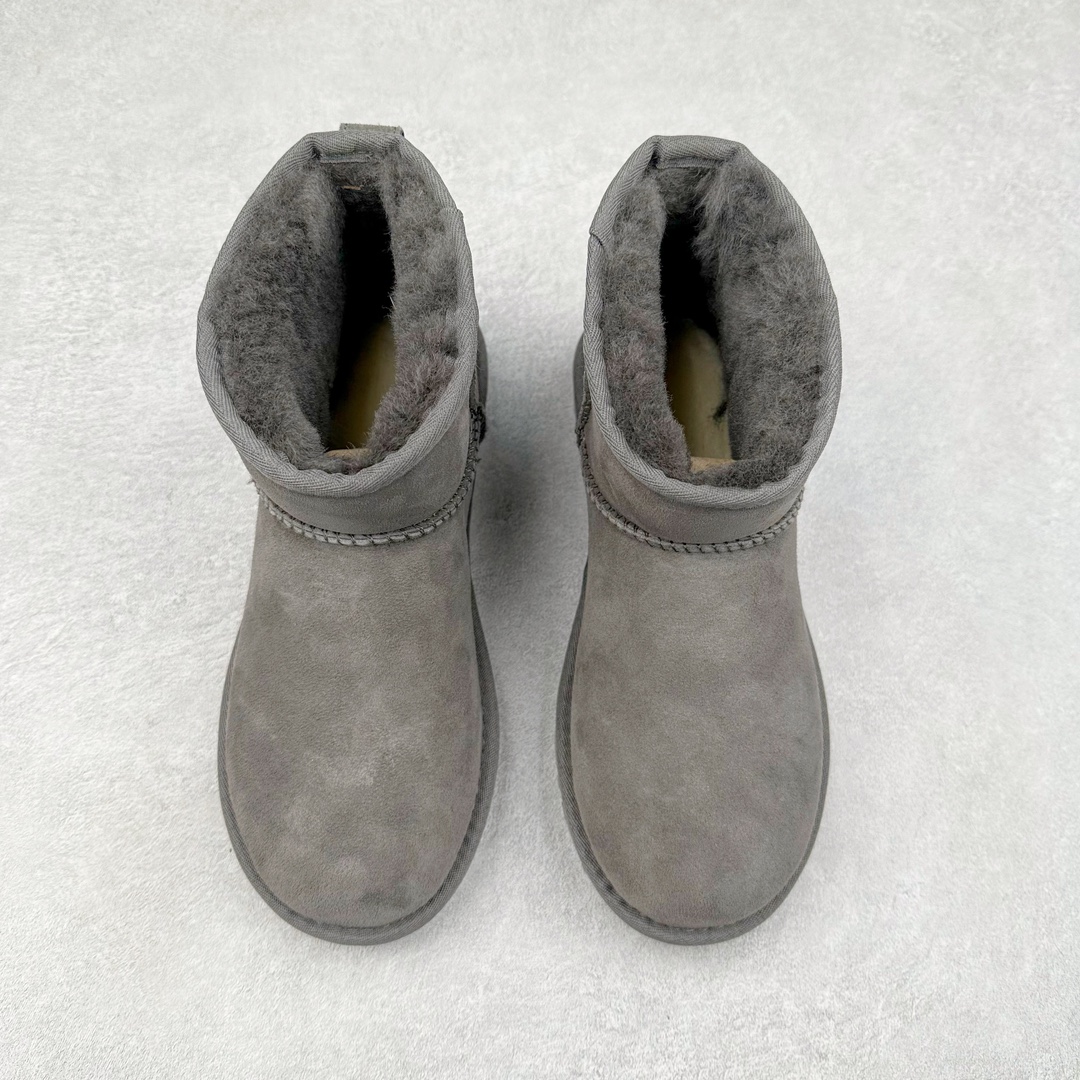 图片[2]-＃平台特供纯原福利 UGG 经典秋冬羊皮毛一体雪地靴 私人订单价格匠心定位 桑坡大厂直供 拒绝高利润 区别杀猪版本 隆丰A级澳洲进口羊皮毛一体 完全遵循ZP工艺流程 代工厂原厂版师 秉承无原鞋不开发选择 注重每一处细节 市面最正版型 TREADLITE\\\”轻翼\\\”科技外底 轻便/耐用/柔韧/桩型【售后郑重承诺】一个月内若出现重大脱胶/断底等质量问题 直接为您换新 翻毛皮鞋面 细腻亲肤再生聚酯纤维滚边 舒适易打理 保暖性佳 UGG plush™ 里衬和内底 茸软亲肤 舒适暖足 经典鞋型搭配轻盈厚底 稳稳拿捏秋冬出街时髦造型 Treadlite by UGG 轻翼大底 轻盈缓震 为双足减负 舒适轻便 助你轻松畅玩整天 尺码：35 36 37 38 39 40-选品中心