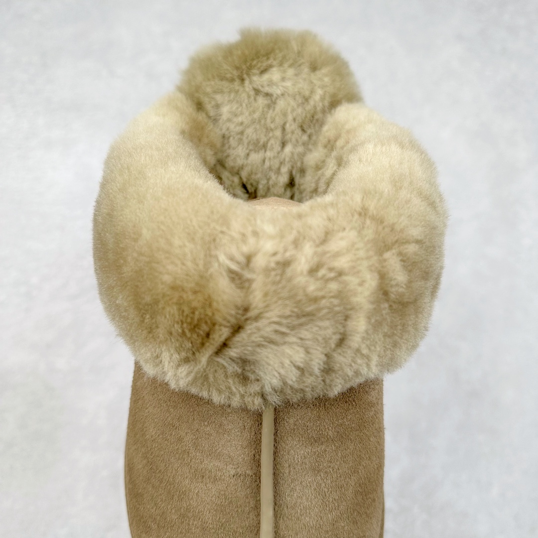 图片[5]-＃平台特供纯原福利 UGG 经典秋冬羊皮毛一体雪地靴 私人订单价格匠心定位 桑坡大厂直供 拒绝高利润 区别杀猪版本 隆丰A级澳洲进口羊皮毛一体 完全遵循ZP工艺流程 代工厂原厂版师 秉承无原鞋不开发选择 注重每一处细节 市面最正版型 TREADLITE\\\”轻翼\\\”科技外底 轻便/耐用/柔韧/桩型【售后郑重承诺】一个月内若出现重大脱胶/断底等质量问题 直接为您换新 翻毛皮鞋面 细腻亲肤再生聚酯纤维滚边 舒适易打理 保暖性佳 UGG plush™ 里衬和内底 茸软亲肤 舒适暖足 经典鞋型搭配轻盈厚底 稳稳拿捏秋冬出街时髦造型 Treadlite by UGG 轻翼大底 轻盈缓震 为双足减负 舒适轻便 助你轻松畅玩整天 尺码：35 36 37 38 39 40-选品中心