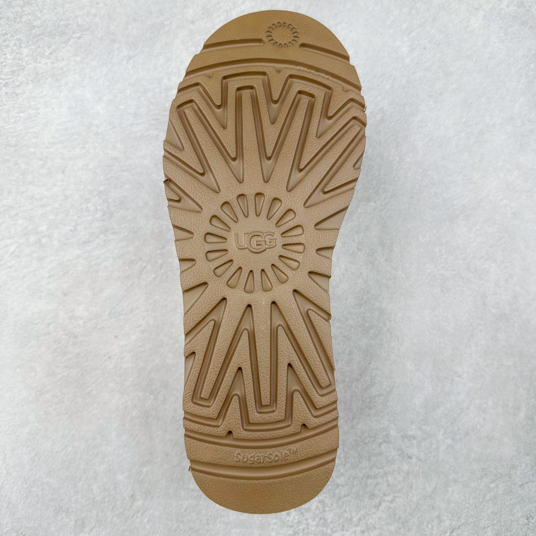 图片[9]-＃平台特供纯原福利 UGG 经典秋冬羊皮毛一体雪地靴 私人订单价格匠心定位 桑坡大厂直供 拒绝高利润 区别杀猪版本 隆丰A级澳洲进口羊皮毛一体 完全遵循ZP工艺流程 代工厂原厂版师 秉承无原鞋不开发选择 注重每一处细节 市面最正版型 TREADLITE\\\”轻翼\\\”科技外底 轻便/耐用/柔韧/桩型【售后郑重承诺】一个月内若出现重大脱胶/断底等质量问题 直接为您换新 翻毛皮鞋面 细腻亲肤再生聚酯纤维滚边 舒适易打理 保暖性佳 UGG plush™ 里衬和内底 茸软亲肤 舒适暖足 经典鞋型搭配轻盈厚底 稳稳拿捏秋冬出街时髦造型 Treadlite by UGG 轻翼大底 轻盈缓震 为双足减负 舒适轻便 助你轻松畅玩整天 尺码：35 36 37 38 39 40-选品中心