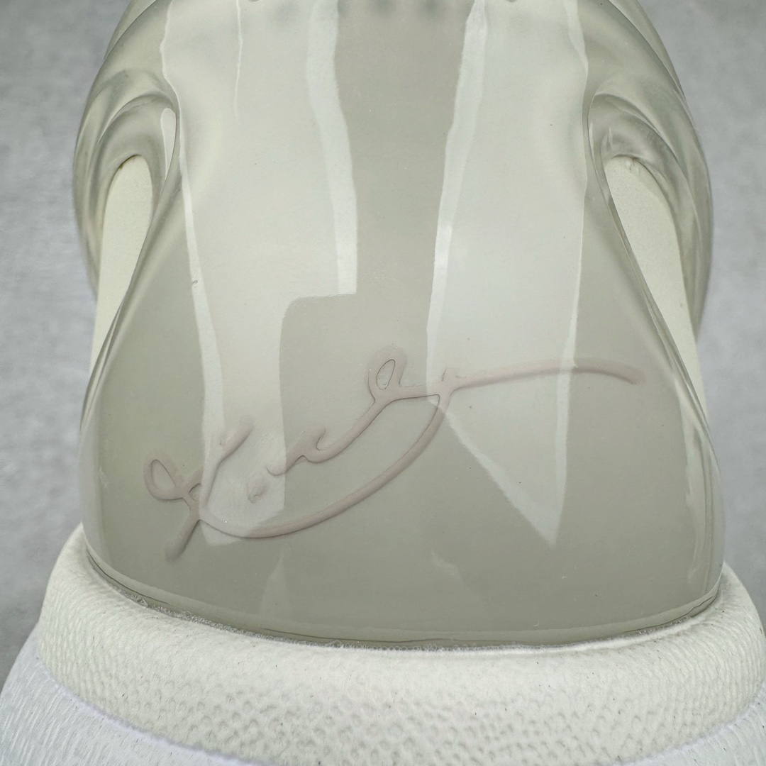 图片[13]-＃GX纯原 NK Zoom Kobe 6 Protro 科比六代 全明星2.0 白色星星 FQ3546-100 完美复刻公司货 前掌超大Zoom Turbo气垫 后掌EVA缓震 真正的原汁原味 还原ZP脚感 全身鞋材卡料色独家定制 唯一正确喷漆工艺Swoosh 正确凹凸蛇鳞工艺 正确鞋面渐变效果 内全置真动飞态线 独立原厂模具 最大尺码达到48.5码 首批不拼图大几率过验 亲测已过 支持各种高强度实战 无需担心 上脚价 补货周期极长 脚宽建议买大半码 科比系列前掌偏窄 不影响二次销售 支持七天无理由退换 尺码：40 40.5 41 42 42.5 43 44 44.5 45 45.5 46 47.5 48.5 49.6 50.5-选品中心