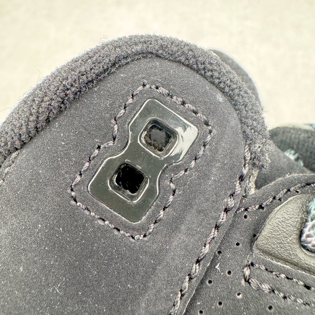 图片[12]-＃GX纯原 Air Jordan AJ3 Retro 黑猫 CK9246-168 圈内最强三代系列 匠心打造 开发时长超过半年 目前可过各类鉴定或无法鉴定 裸鞋随便操作 全套原纸板楦头开发 原厂大底磨具加持立体防滑纹理 原装可视Air Sole气垫 原汁原味最完美的三代版型 唯一正确鞋头趴度弧度高度鞋身腰线 原厂TPU彩虹扎染后跟饰片 正确内里反口里网布 皮料菱角分明不变形无多余毛边 广东原厂zp同批次手工大底描漆拉丝 市场唯一原厂鞋扣模具 原厂织唛标 原厂飞人电绣工艺 尾指中部跳三针 独家绑鞋带手法 印刷中底布 四线拉帮 米色美纹纸贴合固定 进口港宝加持 后跟自然饱满 全鞋荧光划线卡点 追求极致完美 每一双都是工艺品 多重QC质检 超越公司货的品控标准 实实在在的免检产品 尺码：40 40.5 41 42 42.5 43 44 44.5 45 45.5 46 47.5 48.5-选品中心