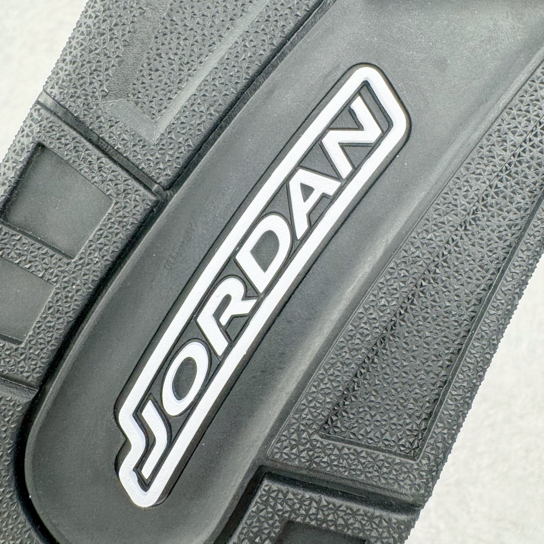 图片[18]-＃GX纯原 Air Jordan AJ3 Retro 黑猫 CK9246-168 圈内最强三代系列 匠心打造 开发时长超过半年 目前可过各类鉴定或无法鉴定 裸鞋随便操作 全套原纸板楦头开发 原厂大底磨具加持立体防滑纹理 原装可视Air Sole气垫 原汁原味最完美的三代版型 唯一正确鞋头趴度弧度高度鞋身腰线 原厂TPU彩虹扎染后跟饰片 正确内里反口里网布 皮料菱角分明不变形无多余毛边 广东原厂zp同批次手工大底描漆拉丝 市场唯一原厂鞋扣模具 原厂织唛标 原厂飞人电绣工艺 尾指中部跳三针 独家绑鞋带手法 印刷中底布 四线拉帮 米色美纹纸贴合固定 进口港宝加持 后跟自然饱满 全鞋荧光划线卡点 追求极致完美 每一双都是工艺品 多重QC质检 超越公司货的品控标准 实实在在的免检产品 尺码：40 40.5 41 42 42.5 43 44 44.5 45 45.5 46 47.5 48.5-选品中心