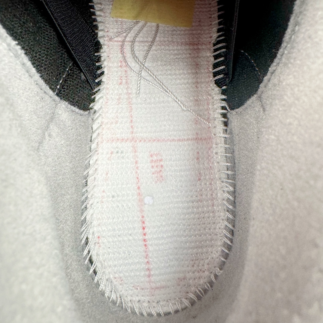 图片[21]-＃GX纯原 Air Jordan AJ3 Retro 复刻黑水泥 DN3707-010 圈内最强三代系列 匠心打造 开发时长超过半年 目前可过各类鉴定或无法鉴定 裸鞋随便操作 全套原纸板楦头开发 原厂大底磨具加持立体防滑纹理 原装可视Air Sole气垫 原汁原味最完美的三代版型 唯一正确鞋头趴度弧度高度鞋身腰线 原厂TPU彩虹扎染后跟饰片 正确内里反口里网布 皮料菱角分明不变形无多余毛边 广东原厂zp同批次手工大底描漆拉丝 市场唯一原厂鞋扣模具 原厂织唛标 原厂飞人电绣工艺 尾指中部跳三针 独家绑鞋带手法 印刷中底布 四线拉帮 米色美纹纸贴合固定 进口港宝加持 后跟自然饱满 全鞋荧光划线卡点 追求极致完美 每一双都是工艺品 多重QC质检 超越公司货的品控标准 实实在在的免检产品 尺码：40 40.5 41 42 42.5 43 44 44.5 45 45.5 46 47.5 48.5-选品中心