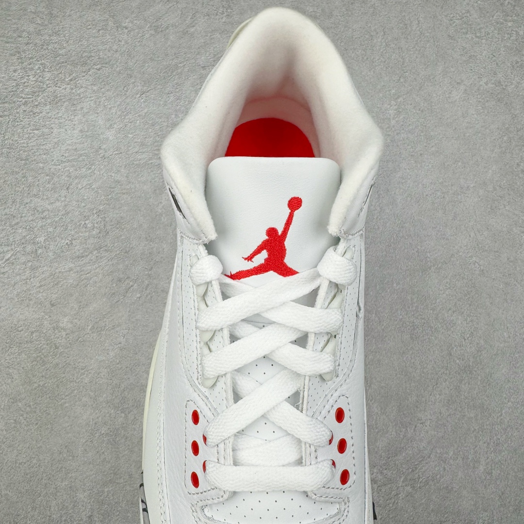 图片[5]-＃GX纯原 Air Jordan AJ3 Retro 做旧白水泥 DN3707-100 圈内最强三代系列 匠心打造 开发时长超过半年 目前可过各类鉴定或无法鉴定 裸鞋随便操作 全套原纸板楦头开发 原厂大底磨具加持立体防滑纹理 原装可视Air Sole气垫 原汁原味最完美的三代版型 唯一正确鞋头趴度弧度高度鞋身腰线 原厂TPU彩虹扎染后跟饰片 正确内里反口里网布 皮料菱角分明不变形无多余毛边 广东原厂zp同批次手工大底描漆拉丝 市场唯一原厂鞋扣模具 原厂织唛标 原厂飞人电绣工艺 尾指中部跳三针 独家绑鞋带手法 印刷中底布 四线拉帮 米色美纹纸贴合固定 进口港宝加持 后跟自然饱满 全鞋荧光划线卡点 追求极致完美 每一双都是工艺品 多重QC质检 超越公司货的品控标准 实实在在的免检产品 尺码：40 40.5 41 42 42.5 43 44 44.5 45 45.5 46 47.5 48.5-选品中心