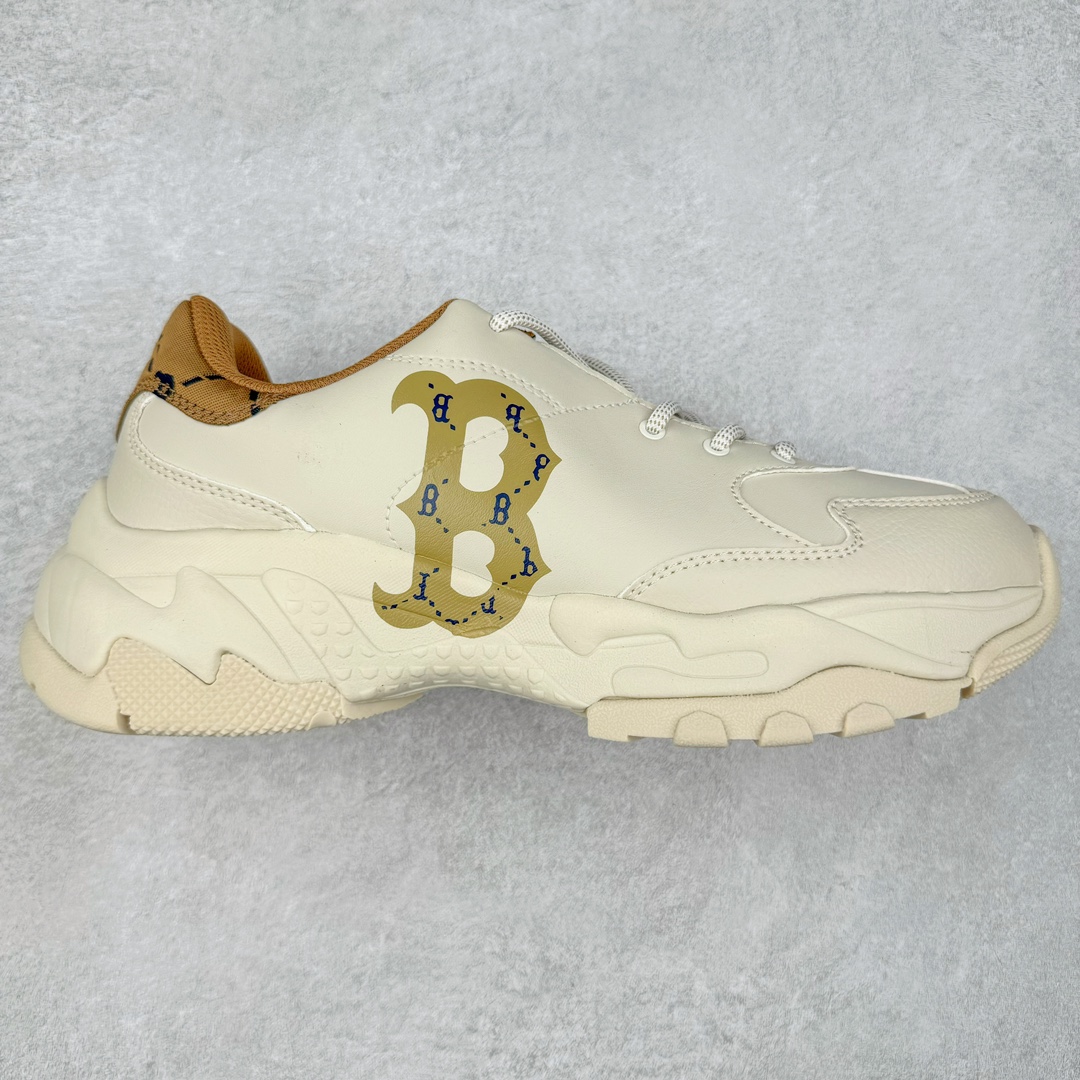 ＃特价福利 MLB BigBall Chunky纽约洋基队增高复古风印花老爹鞋 MLB是韩国F&F旗下潮流服装品牌 拥有150年历史的经典传统 是街头文化和国际生活方式的领导者 MLB拥有包括男装、女装、童装、配饰在内的全品类服饰 提供覆盖各性别、各年龄层、From Head to Toe的穿搭装备 其产品结合了韩国的时尚造型与质感 展现了运动服饰也可以兼具时尚潮流的风格 在产品设计上 MLB不仅融合了美国职业棒球大联盟的各当家球队 更结合了棒球运动中的各个元素 复古风范自信控场 复古鞋型率先勾描独特的自我态度 在经典线条与时尚元素的精彩交织下刷新街头复古运动风潮 质感十足兼备卓越的舒适透气性能迎合夏日追求的自在脚感。尺码：36 36.5 37.5 38 38.5 39 40 40.5 41 42 42.5 43 44 44.5 45-选品中心