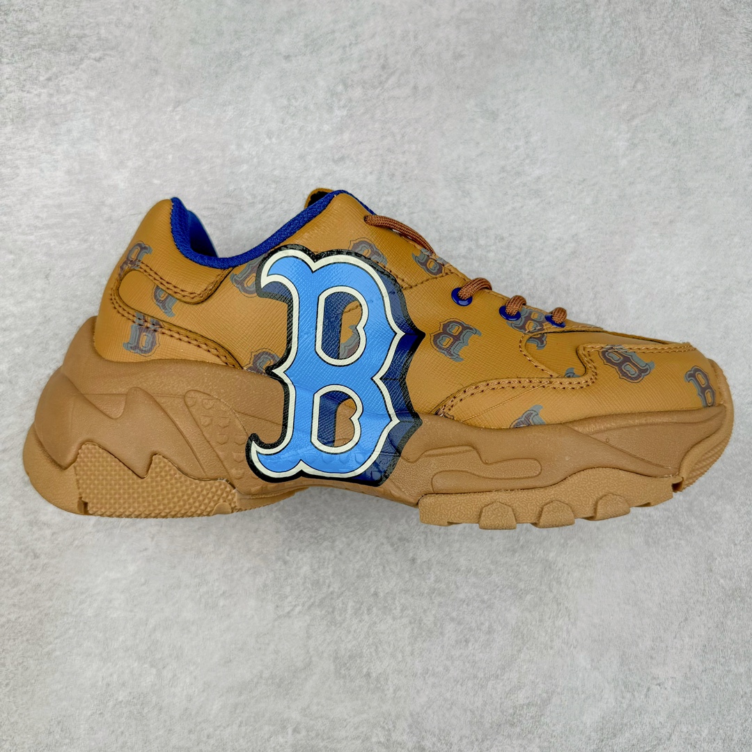 图片[4]-＃特价福利 MLB BigBall Chunky纽约洋基队增高复古风印花老爹鞋 MLB是韩国F&F旗下潮流服装品牌 拥有150年历史的经典传统 是街头文化和国际生活方式的领导者 MLB拥有包括男装、女装、童装、配饰在内的全品类服饰 提供覆盖各性别、各年龄层、From Head to Toe的穿搭装备 其产品结合了韩国的时尚造型与质感 展现了运动服饰也可以兼具时尚潮流的风格 在产品设计上 MLB不仅融合了美国职业棒球大联盟的各当家球队 更结合了棒球运动中的各个元素 复古风范自信控场 复古鞋型率先勾描独特的自我态度 在经典线条与时尚元素的精彩交织下刷新街头复古运动风潮 质感十足兼备卓越的舒适透气性能迎合夏日追求的自在脚感。尺码：36 36.5 37.5 38 38.5 39 40 40.5 41 42 42.5 43 44 44.5 45-选品中心