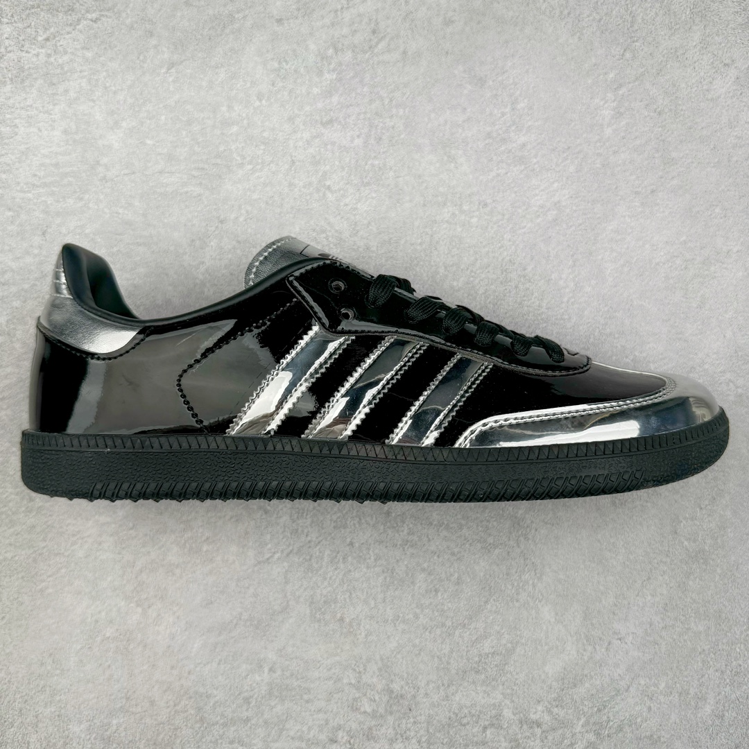 AD Original Samba OG 复古经典轻便板鞋 IH3364 这款桑巴鞋展示了高质量的工艺 带有装饰的超锁缝制和无缝的手感 柔软、柔软的皮革造型和标志性的3条纹完成了精致的外观 正规合身鞋带 鞋面上有绒面鞋垫 橡胶鞋底 享受正畸套筒软感 自50年代首次亮相以来就一直在赢得粉丝的青睐 尺码：36 36.5 37.5 38 38.5 39 40 40.5 41 42 42.5 43 44 44.5 45-选品中心