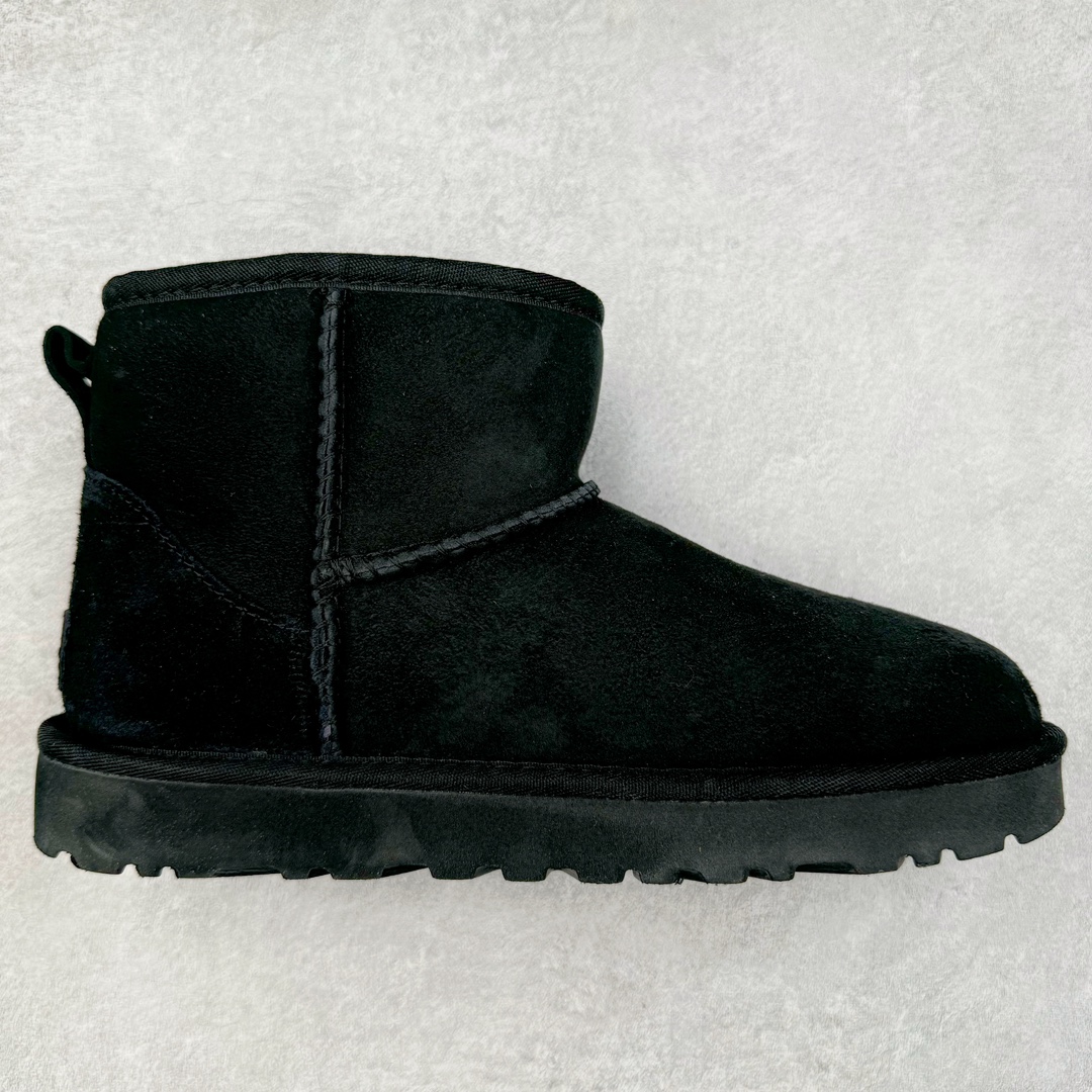 ＃平台特供纯原福利 UGG 经典秋冬羊皮毛一体雪地靴 私人订单价格匠心定位 桑坡大厂直供 拒绝高利润 区别杀猪版本 隆丰A级澳洲进口羊皮毛一体 完全遵循ZP工艺流程 代工厂原厂版师 秉承无原鞋不开发选择 注重每一处细节 市面最正版型 TREADLITE\\\”轻翼\\\”科技外底 轻便/耐用/柔韧/桩型【售后郑重承诺】一个月内若出现重大脱胶/断底等质量问题 直接为您换新 翻毛皮鞋面 细腻亲肤再生聚酯纤维滚边 舒适易打理 保暖性佳 UGG plush™ 里衬和内底 茸软亲肤 舒适暖足 经典鞋型搭配轻盈厚底 稳稳拿捏秋冬出街时髦造型 Treadlite by UGG 轻翼大底 轻盈缓震 为双足减负 舒适轻便 助你轻松畅玩整天 尺码：35 36 37 38 39 40-选品中心