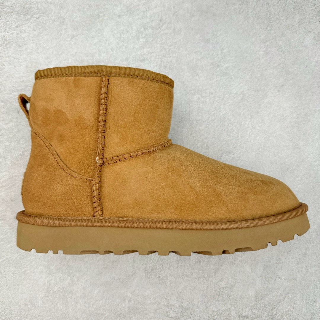 ＃平台特供纯原福利 UGG 经典秋冬羊皮毛一体雪地靴 私人订单价格匠心定位 桑坡大厂直供 拒绝高利润 区别杀猪版本 隆丰A级澳洲进口羊皮毛一体 完全遵循ZP工艺流程 代工厂原厂版师 秉承无原鞋不开发选择 注重每一处细节 市面最正版型 TREADLITE\\\”轻翼\\\”科技外底 轻便/耐用/柔韧/桩型【售后郑重承诺】一个月内若出现重大脱胶/断底等质量问题 直接为您换新 翻毛皮鞋面 细腻亲肤再生聚酯纤维滚边 舒适易打理 保暖性佳 UGG plush™ 里衬和内底 茸软亲肤 舒适暖足 经典鞋型搭配轻盈厚底 稳稳拿捏秋冬出街时髦造型 Treadlite by UGG 轻翼大底 轻盈缓震 为双足减负 舒适轻便 助你轻松畅玩整天 尺码：35 36 37 38 39 40-选品中心