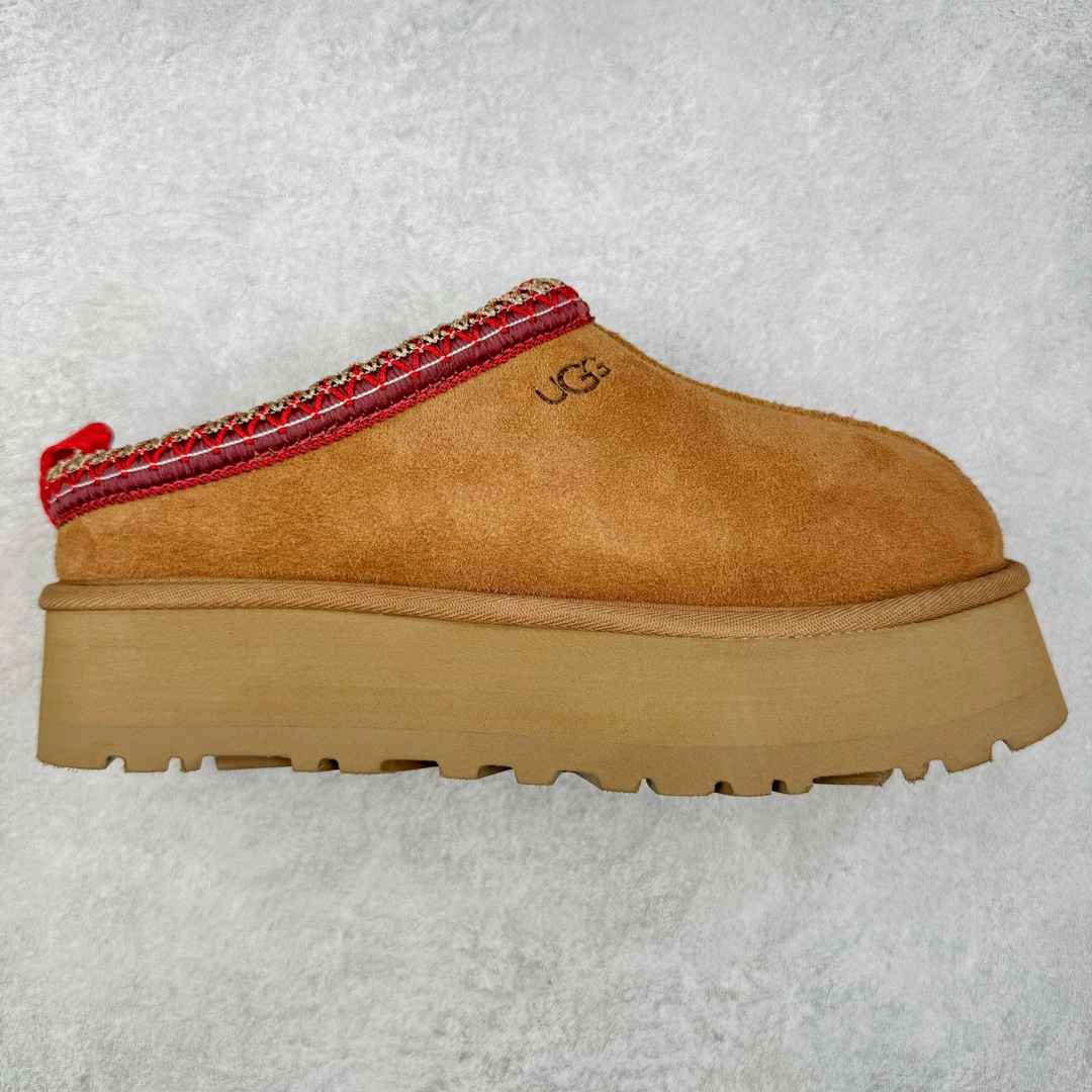 图片[9]-＃平台特供纯原福利 UGG 经典秋冬羊皮毛一体雪地靴 私人订单价格匠心定位 桑坡大厂直供 拒绝高利润 区别杀猪版本 隆丰A级澳洲进口羊皮毛一体 完全遵循ZP工艺流程 代工厂原厂版师 秉承无原鞋不开发选择 注重每一处细节 市面最正版型 TREADLITE\\\”轻翼\\\”科技外底 轻便/耐用/柔韧/桩型【售后郑重承诺】一个月内若出现重大脱胶/断底等质量问题 直接为您换新 翻毛皮鞋面 细腻亲肤再生聚酯纤维滚边 舒适易打理 保暖性佳 UGG plush™ 里衬和内底 茸软亲肤 舒适暖足 经典鞋型搭配轻盈厚底 稳稳拿捏秋冬出街时髦造型 Treadlite by UGG 轻翼大底 轻盈缓震 为双足减负 舒适轻便 助你轻松畅玩整天 尺码：35 36 37 38 39 40-选品中心