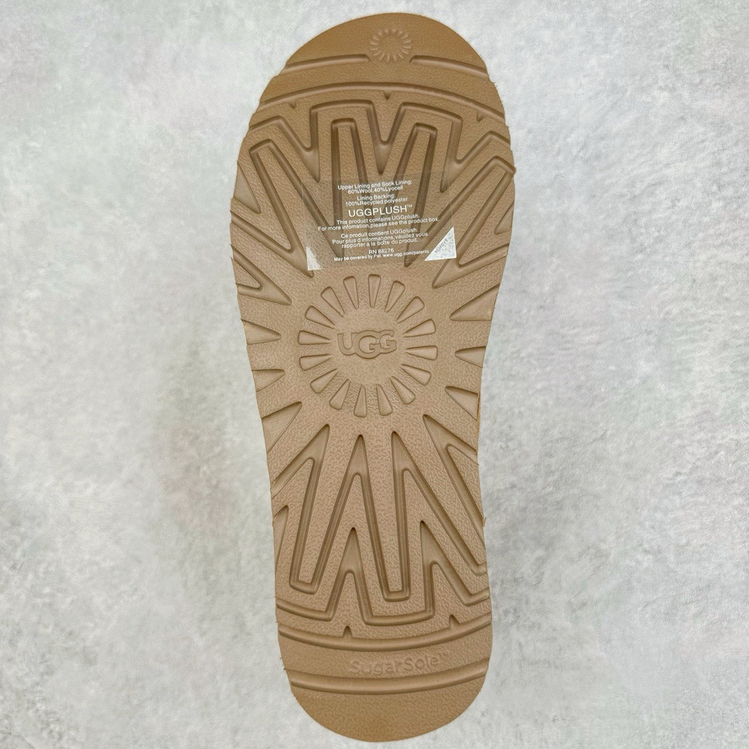 图片[9]-＃平台特供纯原福利 UGG 经典秋冬羊皮毛一体雪地靴 私人订单价格匠心定位 桑坡大厂直供 拒绝高利润 区别杀猪版本 隆丰A级澳洲进口羊皮毛一体 完全遵循ZP工艺流程 代工厂原厂版师 秉承无原鞋不开发选择 注重每一处细节 市面最正版型 TREADLITE\\\”轻翼\\\”科技外底 轻便/耐用/柔韧/桩型【售后郑重承诺】一个月内若出现重大脱胶/断底等质量问题 直接为您换新 翻毛皮鞋面 细腻亲肤再生聚酯纤维滚边 舒适易打理 保暖性佳 UGG plush™ 里衬和内底 茸软亲肤 舒适暖足 经典鞋型搭配轻盈厚底 稳稳拿捏秋冬出街时髦造型 Treadlite by UGG 轻翼大底 轻盈缓震 为双足减负 舒适轻便 助你轻松畅玩整天 尺码：35 36 37 38 39 40-选品中心