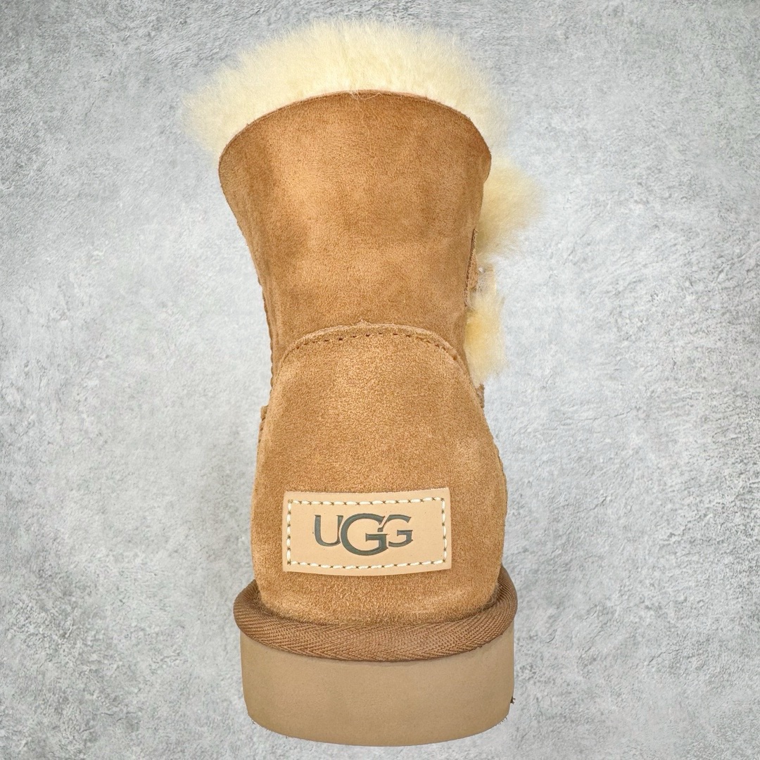 图片[8]-＃平台特供纯原福利 UGG 经典秋冬羊皮毛一体雪地靴 私人订单价格匠心定位 桑坡大厂直供 拒绝高利润 区别杀猪版本 隆丰A级澳洲进口羊皮毛一体 完全遵循ZP工艺流程 代工厂原厂版师 秉承无原鞋不开发选择 注重每一处细节 市面最正版型 TREADLITE\\\”轻翼\\\”科技外底 轻便/耐用/柔韧/桩型【售后郑重承诺】一个月内若出现重大脱胶/断底等质量问题 直接为您换新 翻毛皮鞋面 细腻亲肤再生聚酯纤维滚边 舒适易打理 保暖性佳 UGG plush™ 里衬和内底 茸软亲肤 舒适暖足 经典鞋型搭配轻盈厚底 稳稳拿捏秋冬出街时髦造型 Treadlite by UGG 轻翼大底 轻盈缓震 为双足减负 舒适轻便 助你轻松畅玩整天 尺码：35 36 37 38 39 40-选品中心