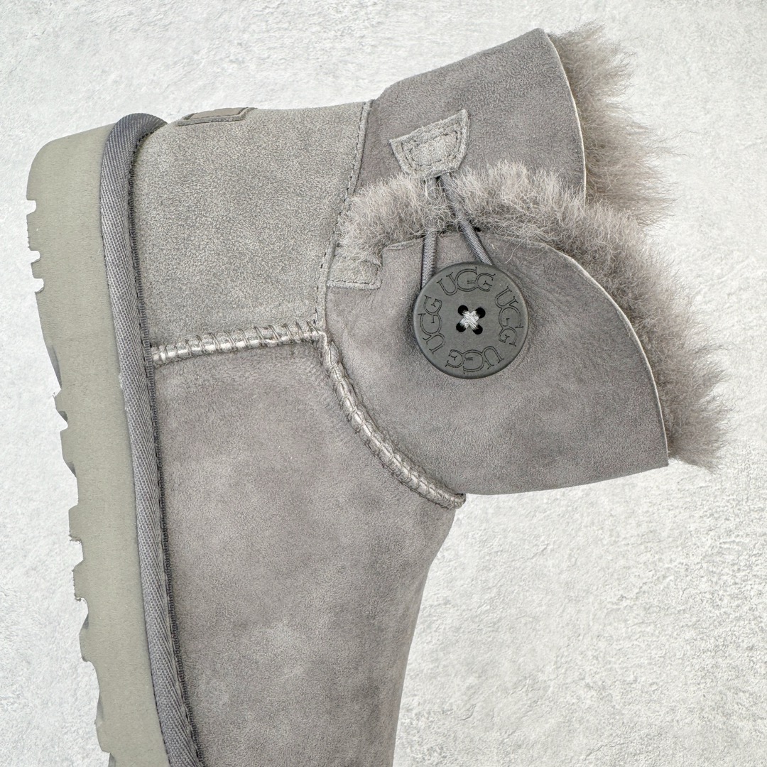 图片[6]-＃平台特供纯原福利 UGG 经典秋冬羊皮毛一体雪地靴 私人订单价格匠心定位 桑坡大厂直供 拒绝高利润 区别杀猪版本 隆丰A级澳洲进口羊皮毛一体 完全遵循ZP工艺流程 代工厂原厂版师 秉承无原鞋不开发选择 注重每一处细节 市面最正版型 TREADLITE\\\”轻翼\\\”科技外底 轻便/耐用/柔韧/桩型【售后郑重承诺】一个月内若出现重大脱胶/断底等质量问题 直接为您换新 翻毛皮鞋面 细腻亲肤再生聚酯纤维滚边 舒适易打理 保暖性佳 UGG plush™ 里衬和内底 茸软亲肤 舒适暖足 经典鞋型搭配轻盈厚底 稳稳拿捏秋冬出街时髦造型 Treadlite by UGG 轻翼大底 轻盈缓震 为双足减负 舒适轻便 助你轻松畅玩整天 尺码：35 36 37 38 39 40-选品中心