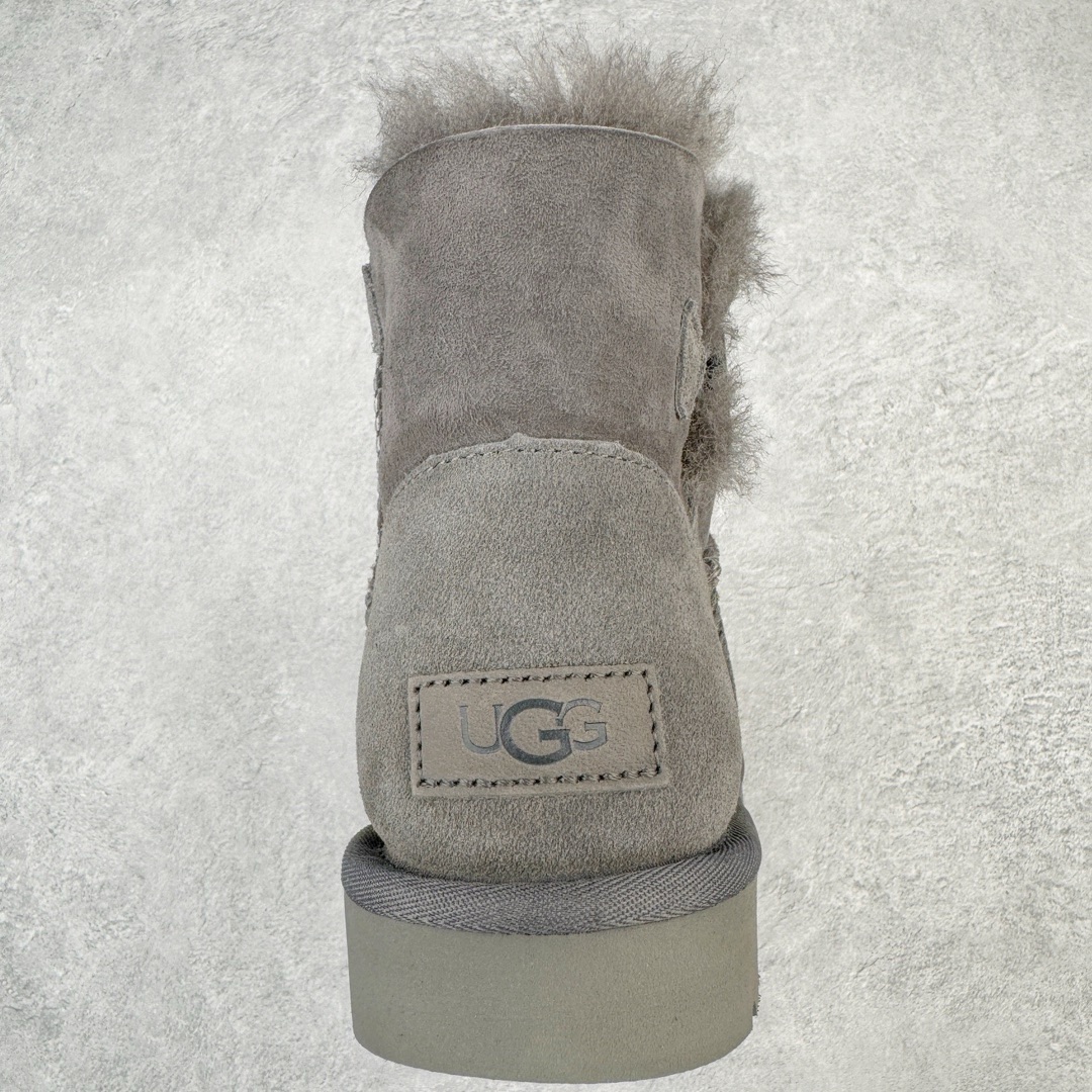 图片[8]-＃平台特供纯原福利 UGG 经典秋冬羊皮毛一体雪地靴 私人订单价格匠心定位 桑坡大厂直供 拒绝高利润 区别杀猪版本 隆丰A级澳洲进口羊皮毛一体 完全遵循ZP工艺流程 代工厂原厂版师 秉承无原鞋不开发选择 注重每一处细节 市面最正版型 TREADLITE\\\”轻翼\\\”科技外底 轻便/耐用/柔韧/桩型【售后郑重承诺】一个月内若出现重大脱胶/断底等质量问题 直接为您换新 翻毛皮鞋面 细腻亲肤再生聚酯纤维滚边 舒适易打理 保暖性佳 UGG plush™ 里衬和内底 茸软亲肤 舒适暖足 经典鞋型搭配轻盈厚底 稳稳拿捏秋冬出街时髦造型 Treadlite by UGG 轻翼大底 轻盈缓震 为双足减负 舒适轻便 助你轻松畅玩整天 尺码：35 36 37 38 39 40-选品中心