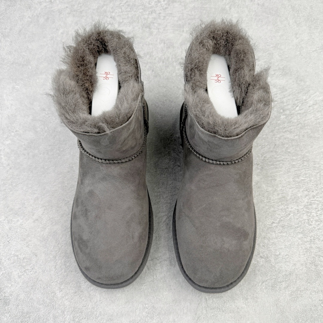 图片[2]-＃平台特供纯原福利 UGG 经典秋冬羊皮毛一体雪地靴 私人订单价格匠心定位 桑坡大厂直供 拒绝高利润 区别杀猪版本 隆丰A级澳洲进口羊皮毛一体 完全遵循ZP工艺流程 代工厂原厂版师 秉承无原鞋不开发选择 注重每一处细节 市面最正版型 TREADLITE\\\”轻翼\\\”科技外底 轻便/耐用/柔韧/桩型【售后郑重承诺】一个月内若出现重大脱胶/断底等质量问题 直接为您换新 翻毛皮鞋面 细腻亲肤再生聚酯纤维滚边 舒适易打理 保暖性佳 UGG plush™ 里衬和内底 茸软亲肤 舒适暖足 经典鞋型搭配轻盈厚底 稳稳拿捏秋冬出街时髦造型 Treadlite by UGG 轻翼大底 轻盈缓震 为双足减负 舒适轻便 助你轻松畅玩整天 尺码：35 36 37 38 39 40-选品中心