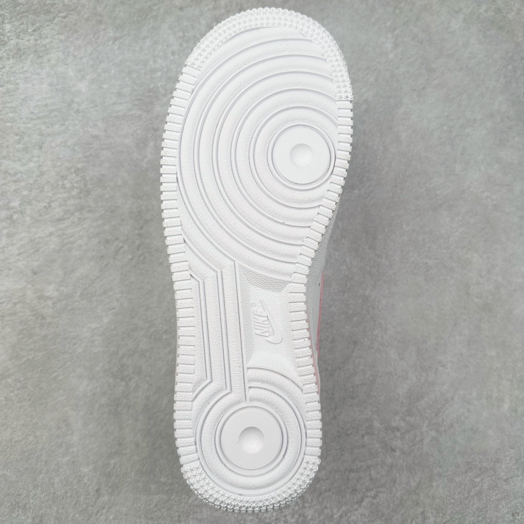 图片[9]-NK Air Force 1´07 Low 空军一号低帮百搭休闲运动板鞋 ZH0316-052 柔软、弹性十足的缓震性能和出色的中底设计 横跨复古与现代的外型结合 造就出风靡全球 三十多年的Force 1 直到今天还深受青睐 尺码：36 36.5 37.5 38 38.5 39 40 40.5 41 42 42.5 43 44 44.5 45-选品中心