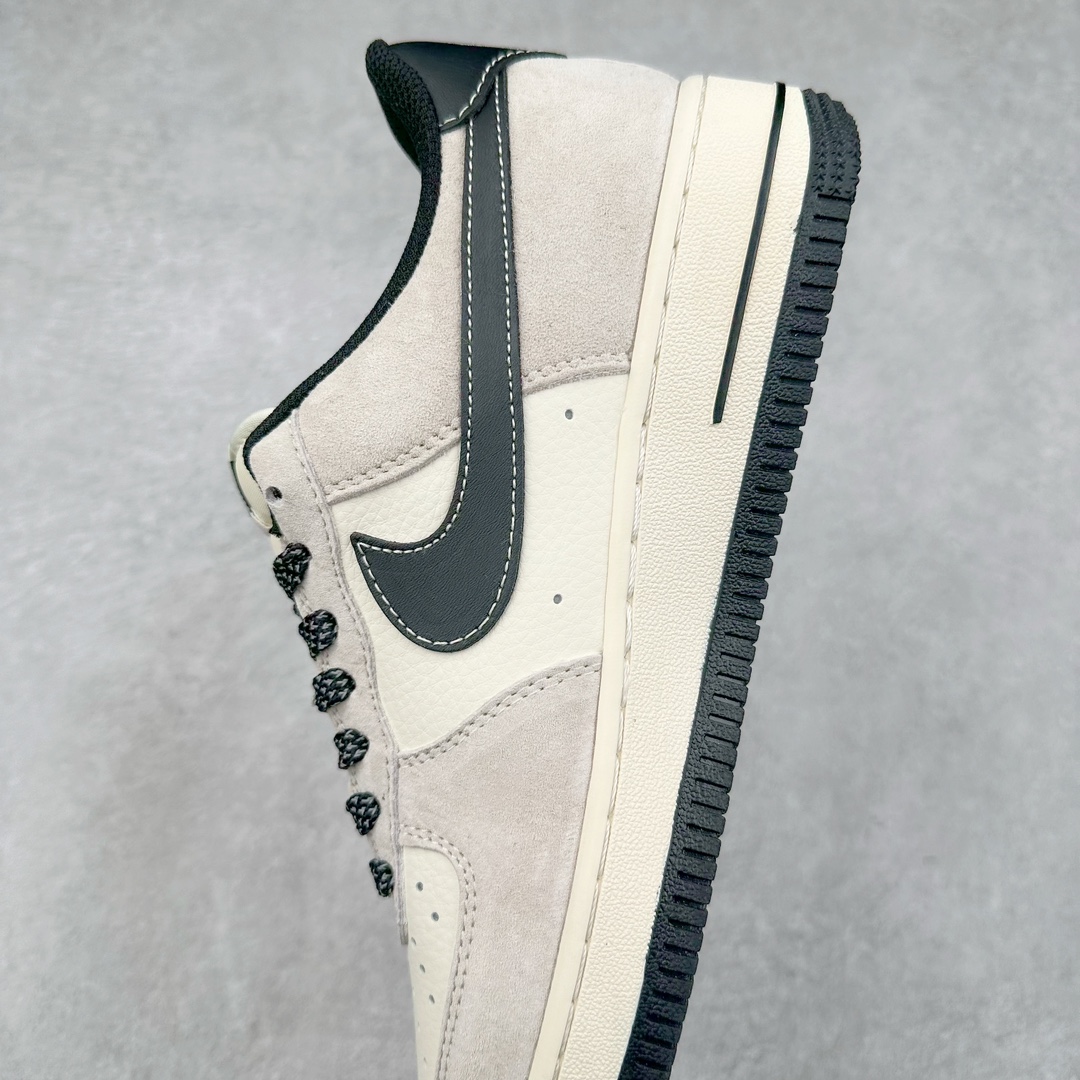 图片[7]-NK Air Force 1´07 Low 空军一号低帮百搭休闲运动板鞋 XZ6188-115 柔软、弹性十足的缓震性能和出色的中底设计 横跨复古与现代的外型结合 造就出风靡全球 三十多年的Force 1 直到今天还深受青睐 尺码：36 36.5 37.5 38 38.5 39 40 40.5 41 42 42.5 43 44 44.5 45-选品中心