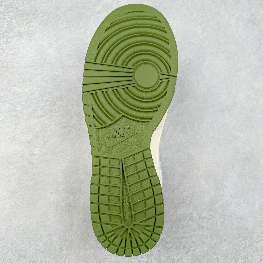 图片[9]-NK Dunk Low 定制配色 XX2025-330 大厂出品 极力推荐 原装头层材料 独家版型蒸餾加工帶來的是更好的视觉和脚感体验大厂纯原品质出货 清洁度 电绣工艺 皮料切割干净无任何毛边 细节完美 尺码：36 36.5 37.5 38 38.5 39 40 40.5 41 42 42.5 43 44 44.5 45 46 47.5-选品中心