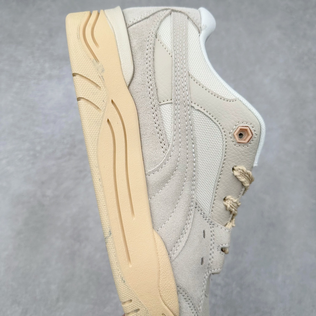 图片[6]-PUMA 180 Night Rider 彪马 防滑耐磨低帮休闲板鞋 设计灵感源自90及00一代的滑板运动文化 简约又不失设计巧思的帅气风格让它轻松驾驭日常休闲或滑板场合 运动兼具匠心 细节彰显品质 衬垫边缘以提供支撑和灵活性 强化鞋头以承受持续的磨损 耐磨性强 稳定性高 抓地更牢 不易打滑 货号： 394873 尺码： 35 36 36.5 37.5 38 38.5 39 40 40.5 41 42 42.5 43 44 45-选品中心