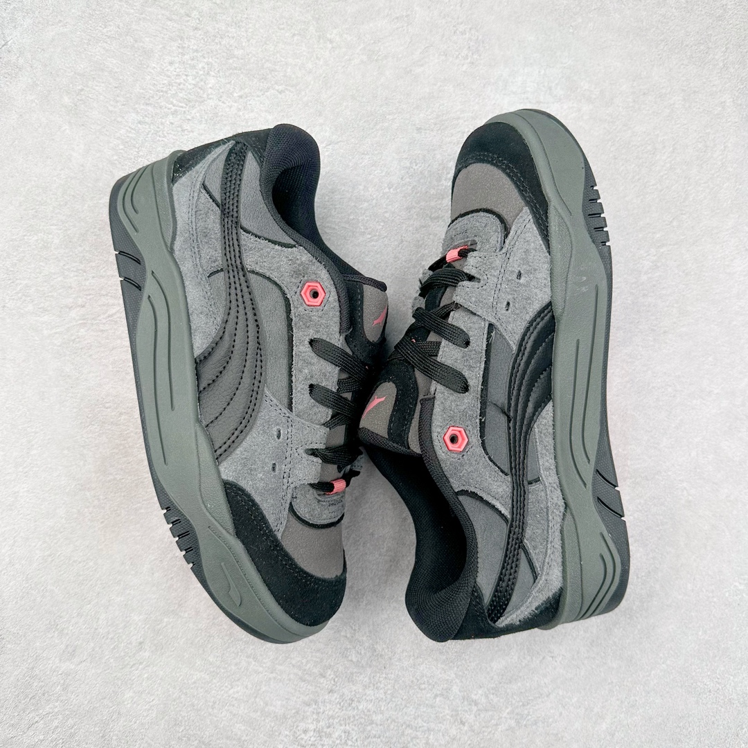 图片[3]-PUMA 180 Night Rider 彪马 防滑耐磨低帮休闲板鞋 设计灵感源自90及00一代的滑板运动文化 简约又不失设计巧思的帅气风格让它轻松驾驭日常休闲或滑板场合 运动兼具匠心 细节彰显品质 衬垫边缘以提供支撑和灵活性 强化鞋头以承受持续的磨损 耐磨性强 稳定性高 抓地更牢 不易打滑 货号： 394873 尺码： 35 36 36.5 37.5 38 38.5 39 40 40.5 41 42 42.5 43 44 45-选品中心