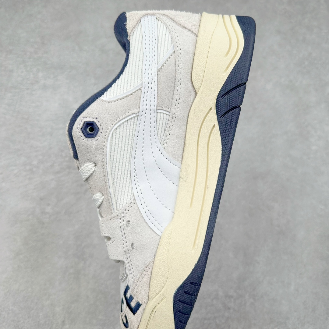 图片[7]-PUMA 180 Night Rider 彪马 防滑耐磨低帮休闲板鞋 设计灵感源自90及00一代的滑板运动文化 简约又不失设计巧思的帅气风格让它轻松驾驭日常休闲或滑板场合 运动兼具匠心 细节彰显品质 衬垫边缘以提供支撑和灵活性 强化鞋头以承受持续的磨损 耐磨性强 稳定性高 抓地更牢 不易打滑 货号： 394873 尺码： 35 36 36.5 37.5 38 38.5 39 40 40.5 41 42 42.5 43 44 45-选品中心